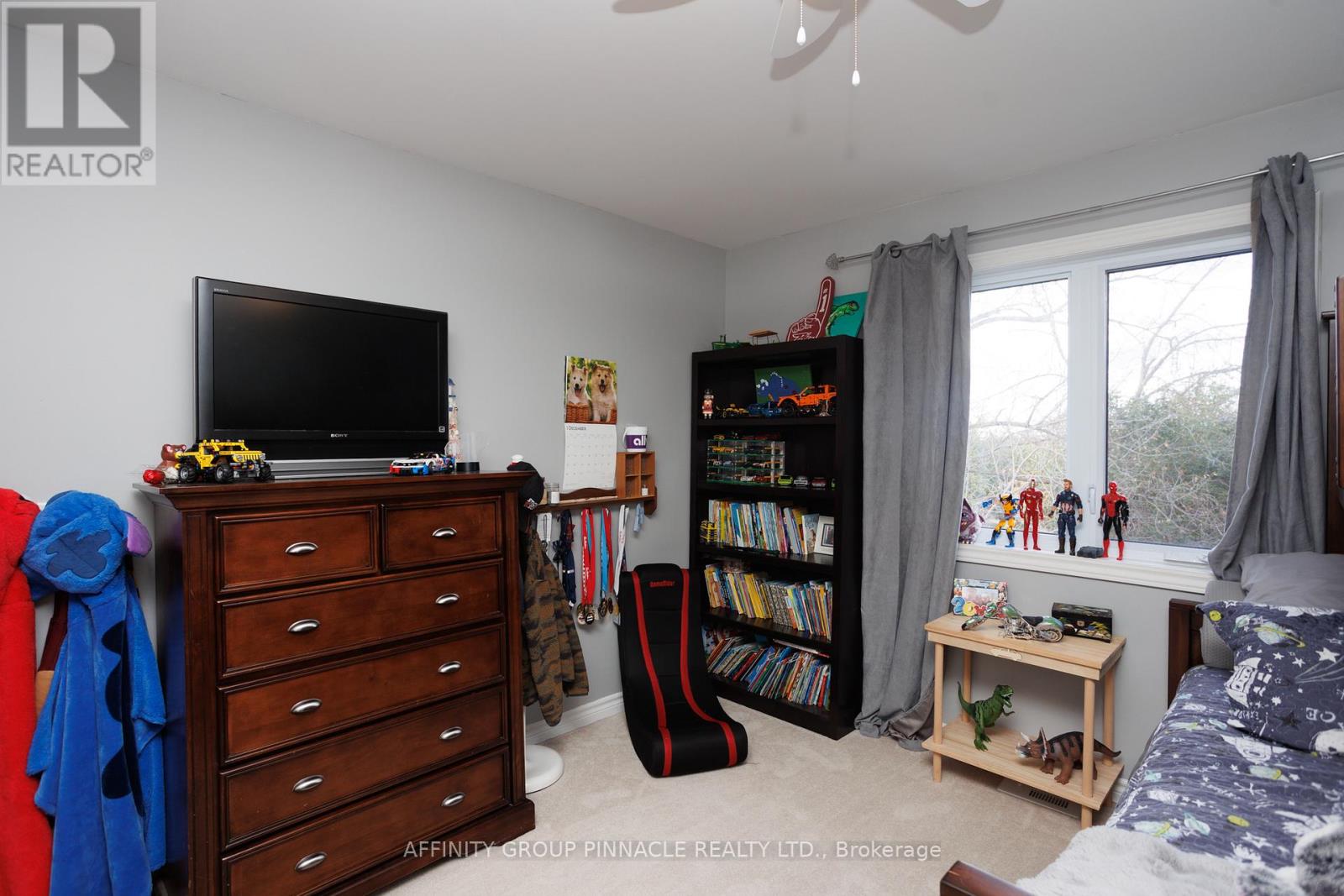 20 Ellis Crescent, Kawartha Lakes, Ontario K9V 0A5 - Photo 21 - X12497748