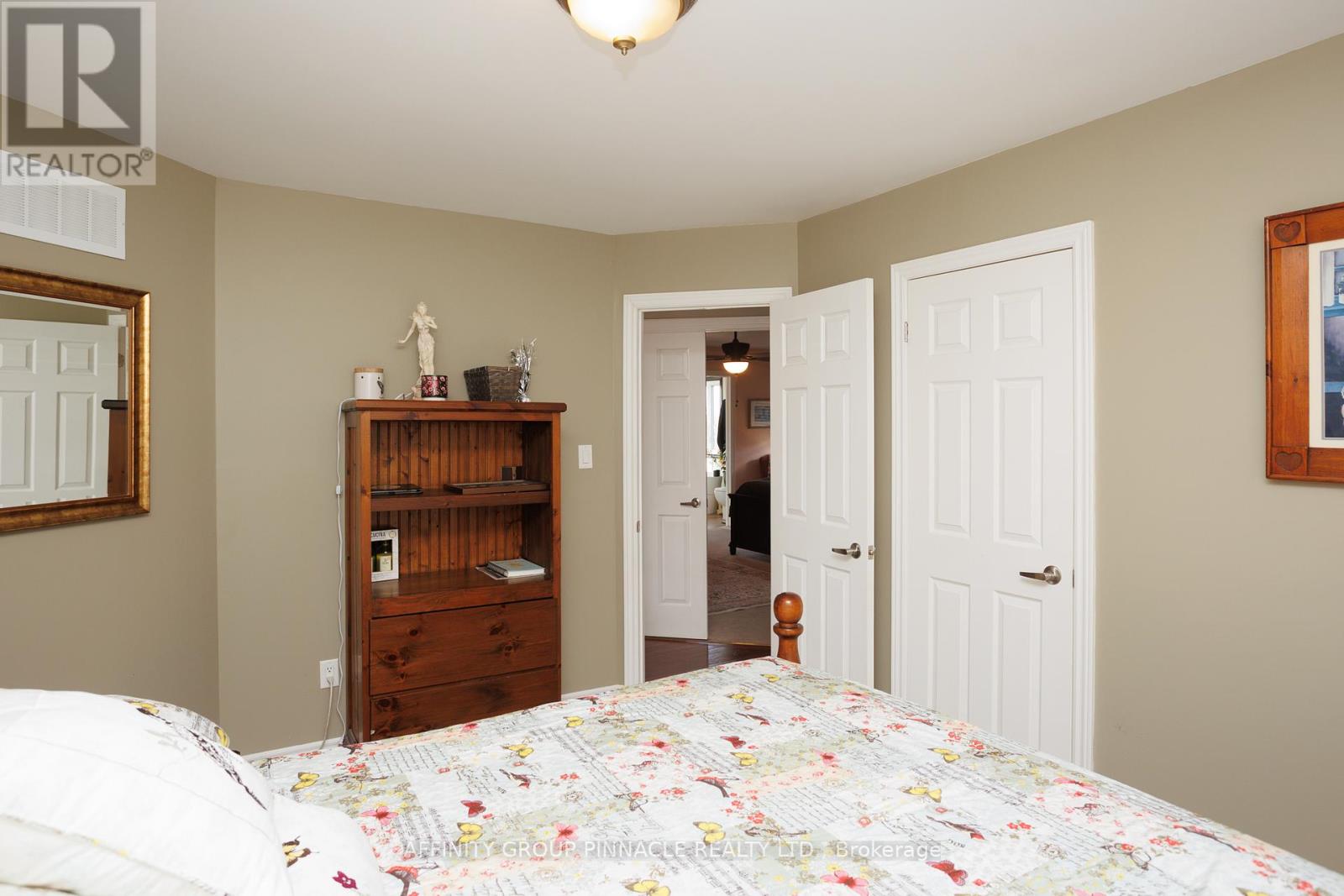 20 Ellis Crescent, Kawartha Lakes, Ontario K9V 0A5 - Photo 23 - X12497748