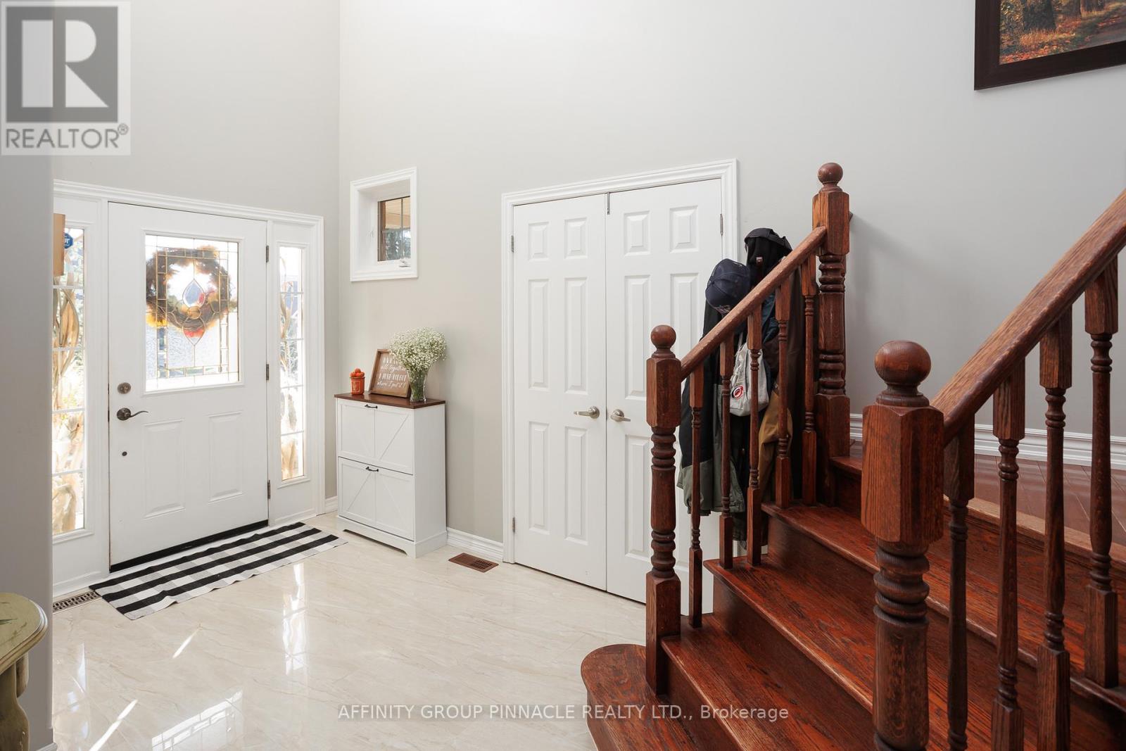 20 Ellis Crescent, Kawartha Lakes, Ontario K9V 0A5 - Photo 6 - X12497748