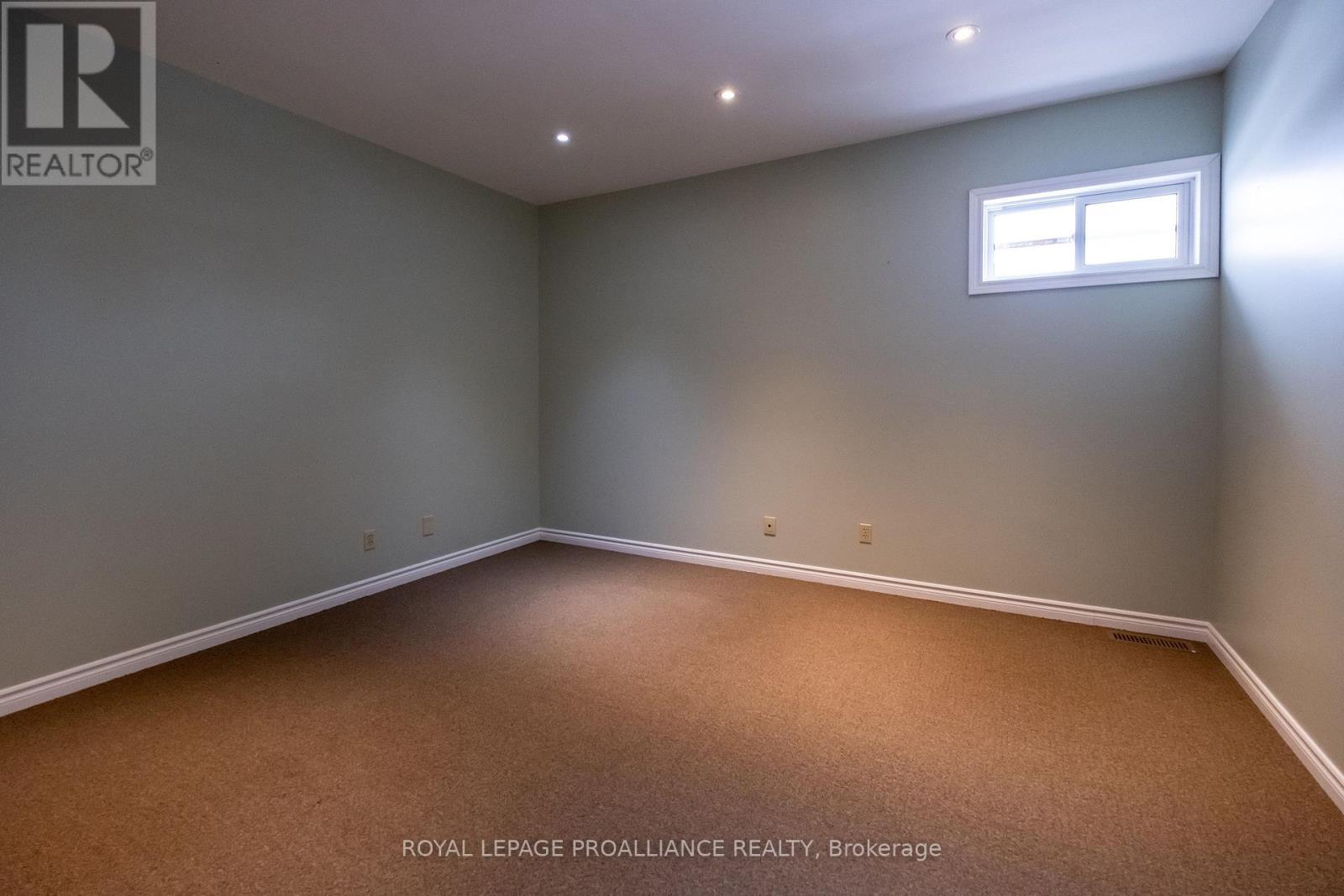 2 - 320 Sidney Street, Belleville, Ontario K8P 3Z3 - Photo 11 - X12512706