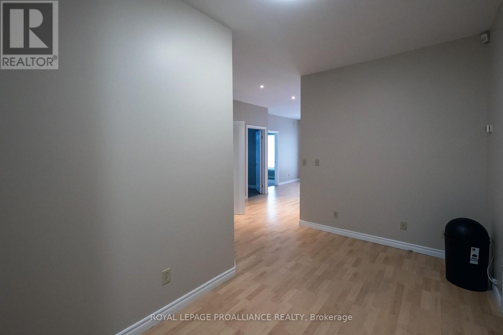 2 - 320 Sidney Street, Belleville, Ontario K8P 3Z3 - Photo 16 - X12512706