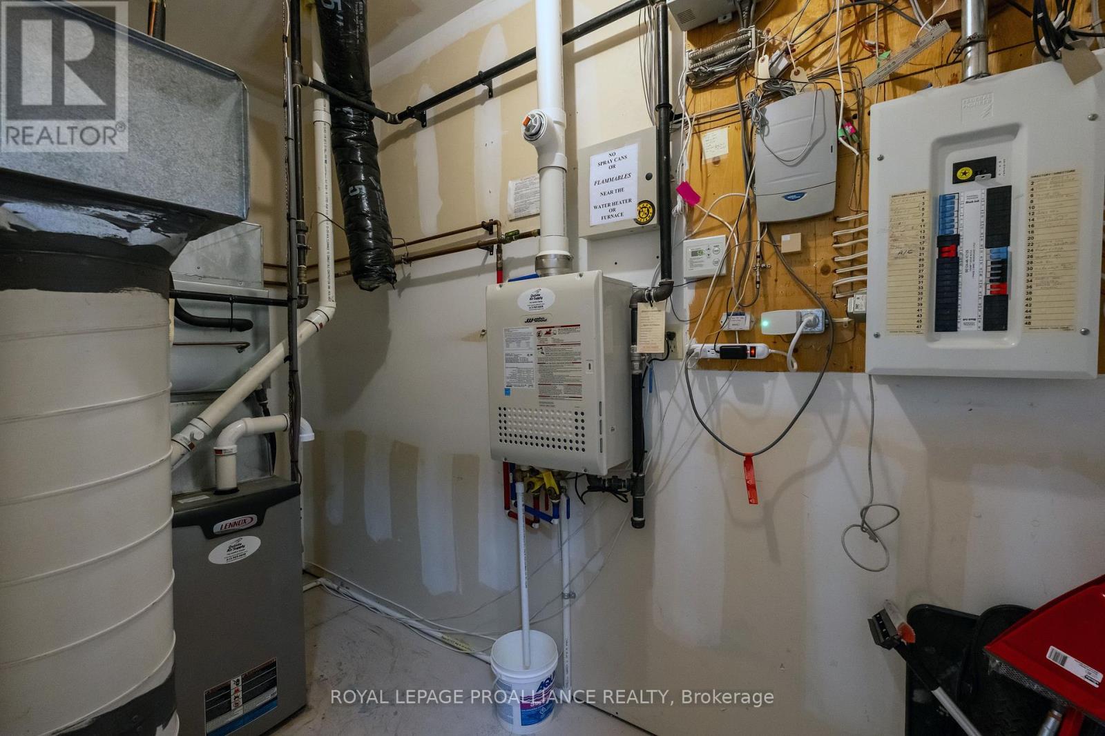 2 - 320 Sidney Street, Belleville, Ontario K8P 3Z3 - Photo 13 - X12512706