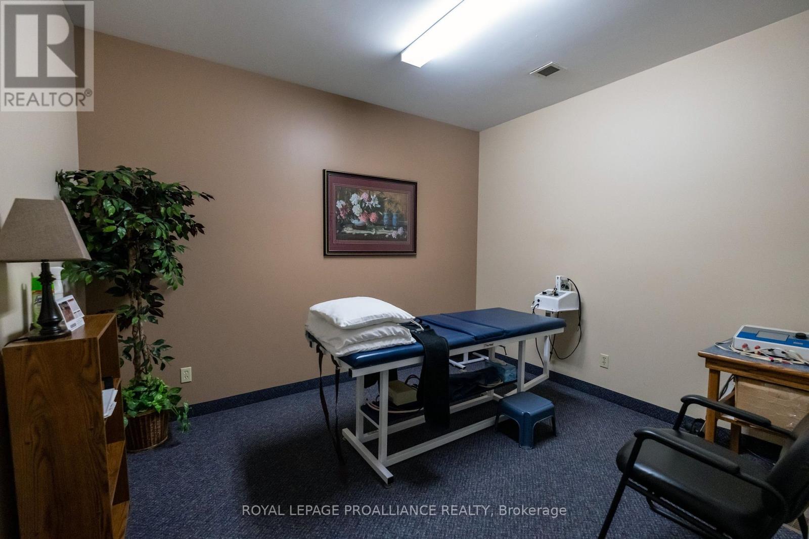 1 - 320 Sidney Street, Belleville, Ontario K8P 4Y7 - Photo 13 - X12512810