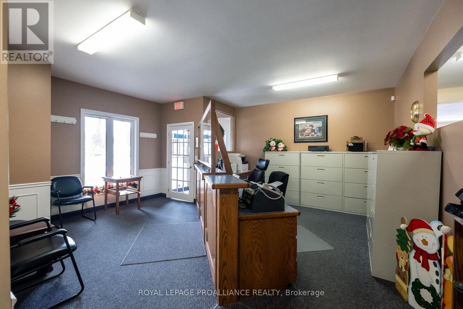 1 - 320 Sidney Street, Belleville, Ontario K8P 4Y7 - Photo 8 - X12512810