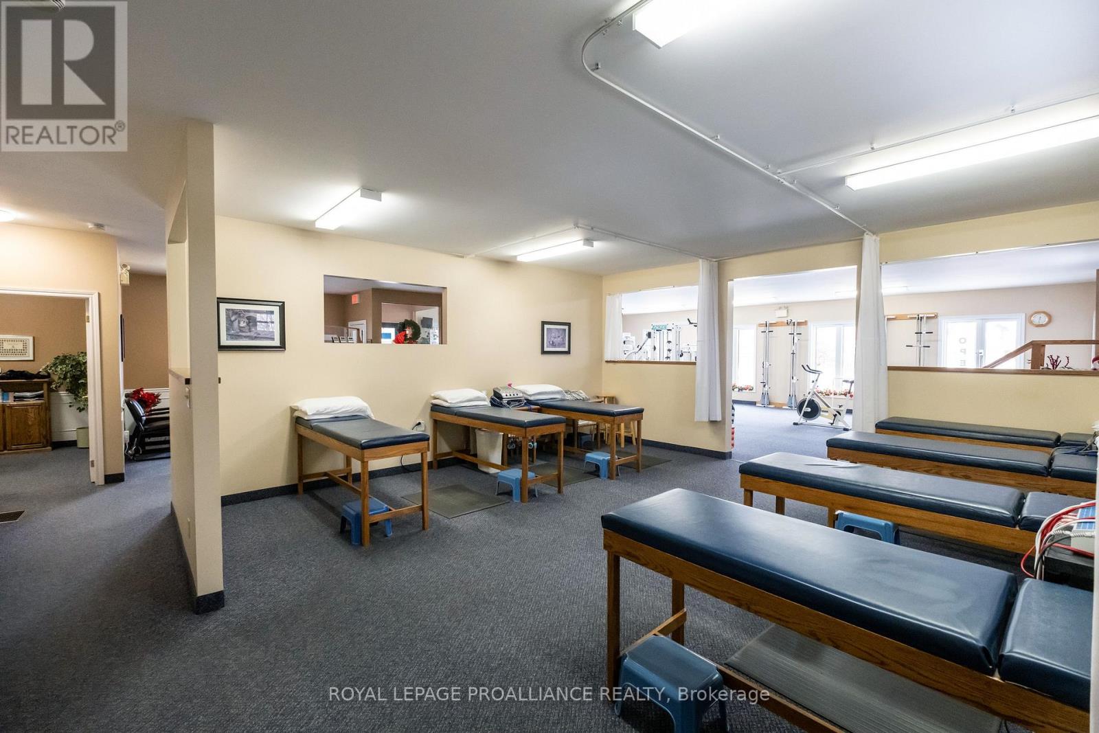 1 - 320 Sidney Street, Belleville, Ontario K8P 4Y7 - Photo 27 - X12512810