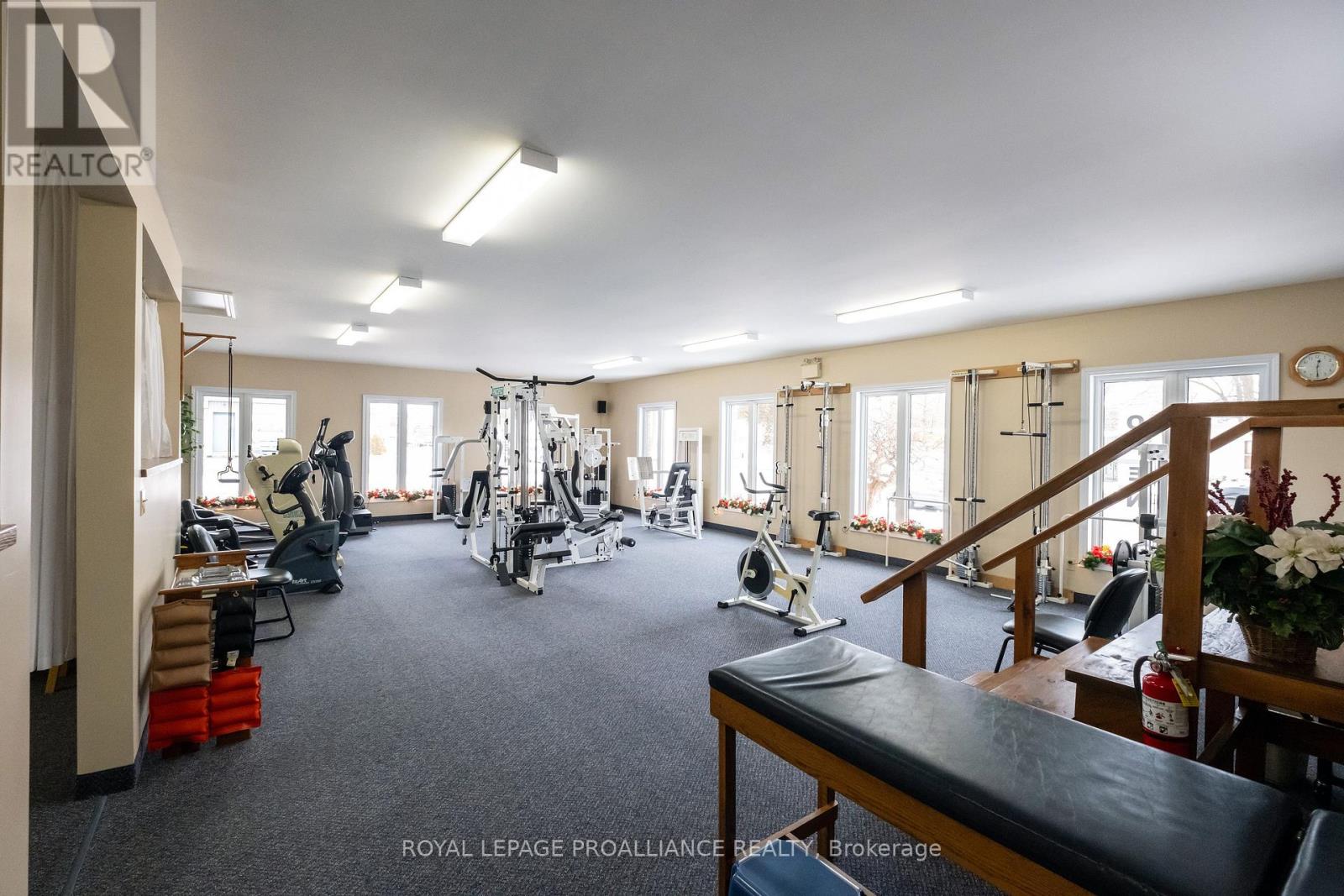 1 - 320 Sidney Street, Belleville, Ontario K8P 4Y7 - Photo 20 - X12512810