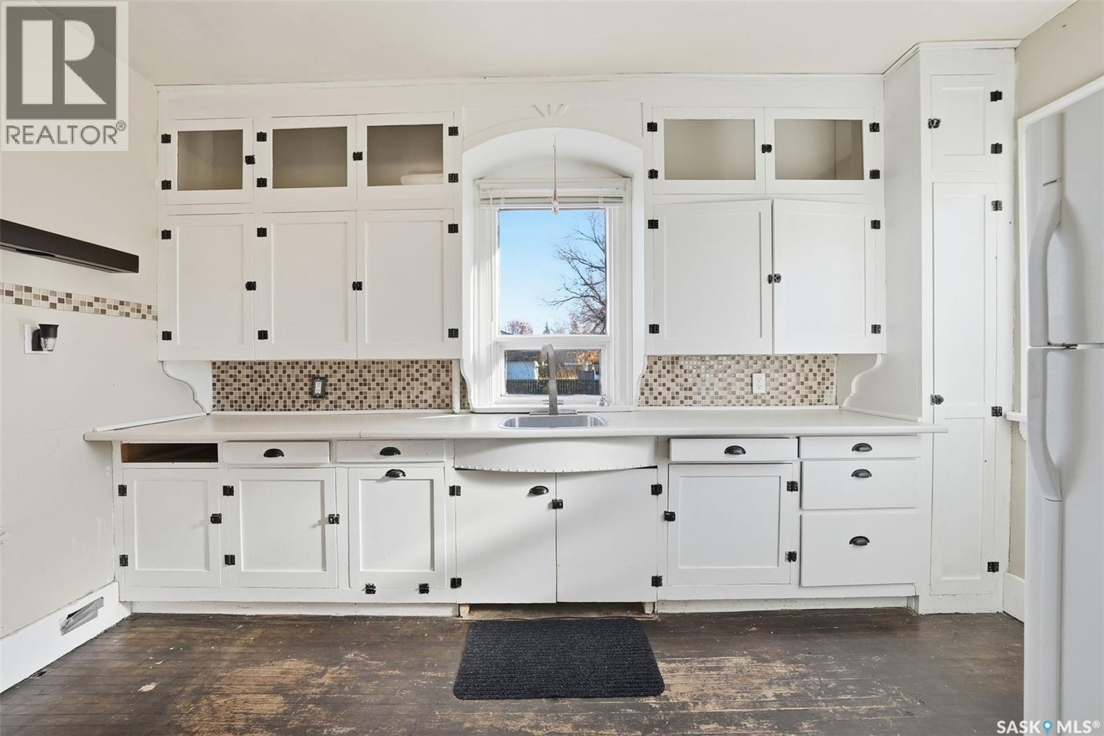 308-310 3rd Street, Dundurn, Saskatchewan  S0K 1K0 - Photo 11 - SK022353