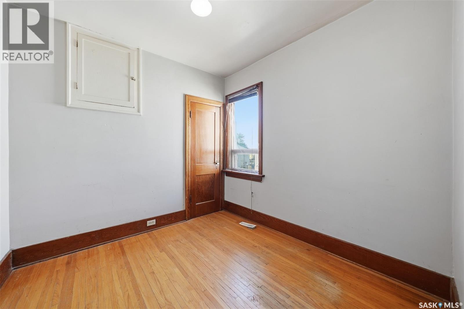 308-310 3rd Street, Dundurn, Saskatchewan  S0K 1K0 - Photo 14 - SK022353