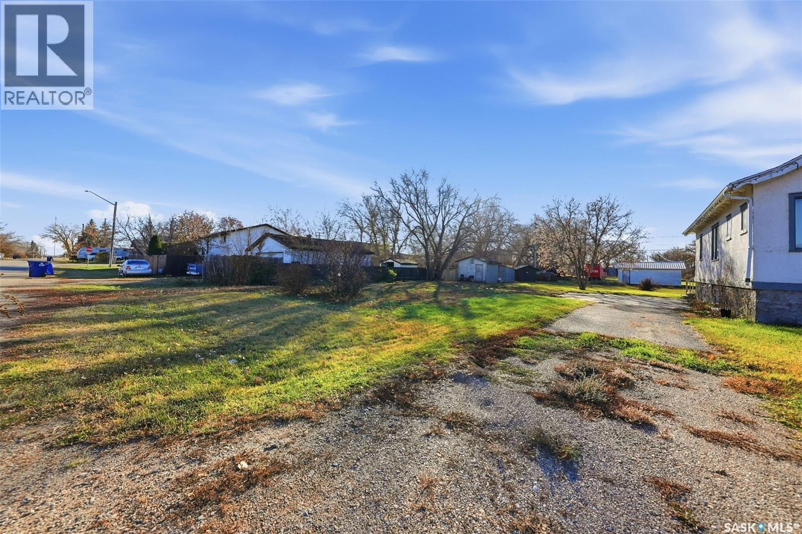 308-310 3rd Street, Dundurn, Saskatchewan  S0K 1K0 - Photo 32 - SK022353
