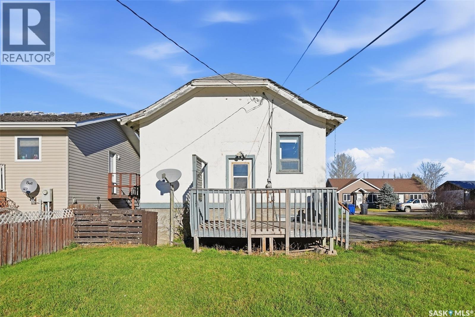 308-310 3rd Street, Dundurn, Saskatchewan  S0K 1K0 - Photo 28 - SK022353