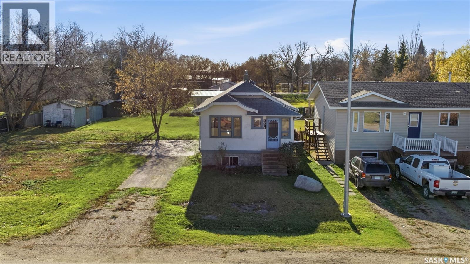 308-310 3rd Street, Dundurn, Saskatchewan  S0K 1K0 - Photo 36 - SK022353