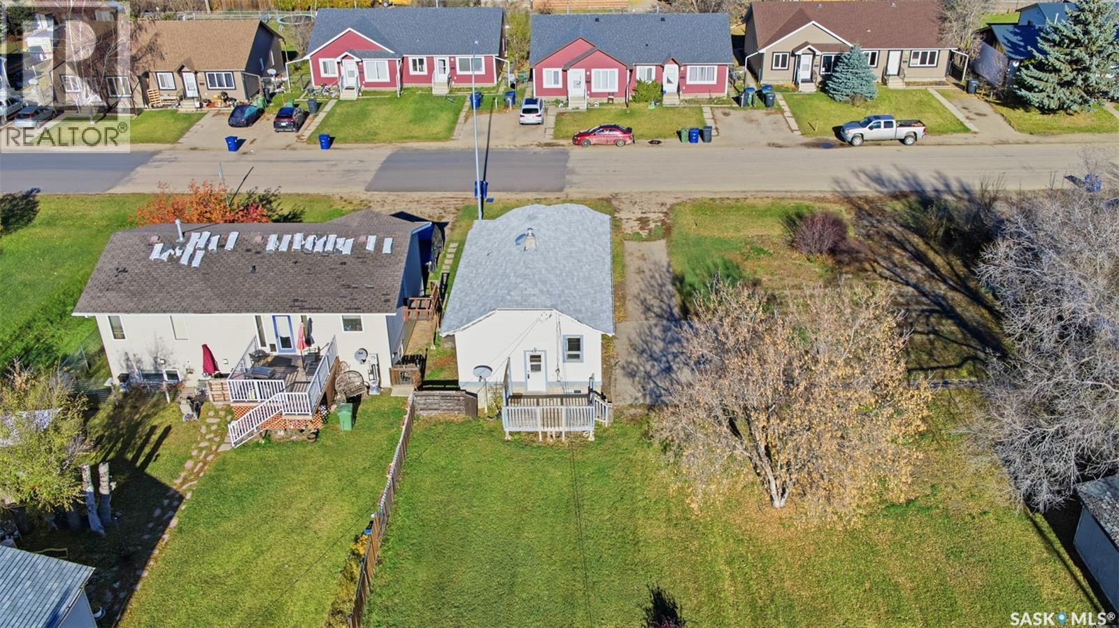 308-310 3rd Street, Dundurn, Saskatchewan  S0K 1K0 - Photo 38 - SK022353