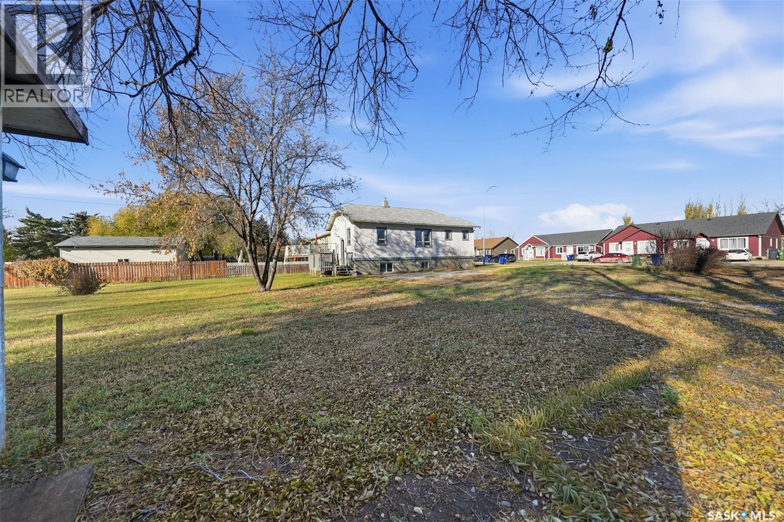 308-310 3rd Street, Dundurn, Saskatchewan  S0K 1K0 - Photo 34 - SK022353