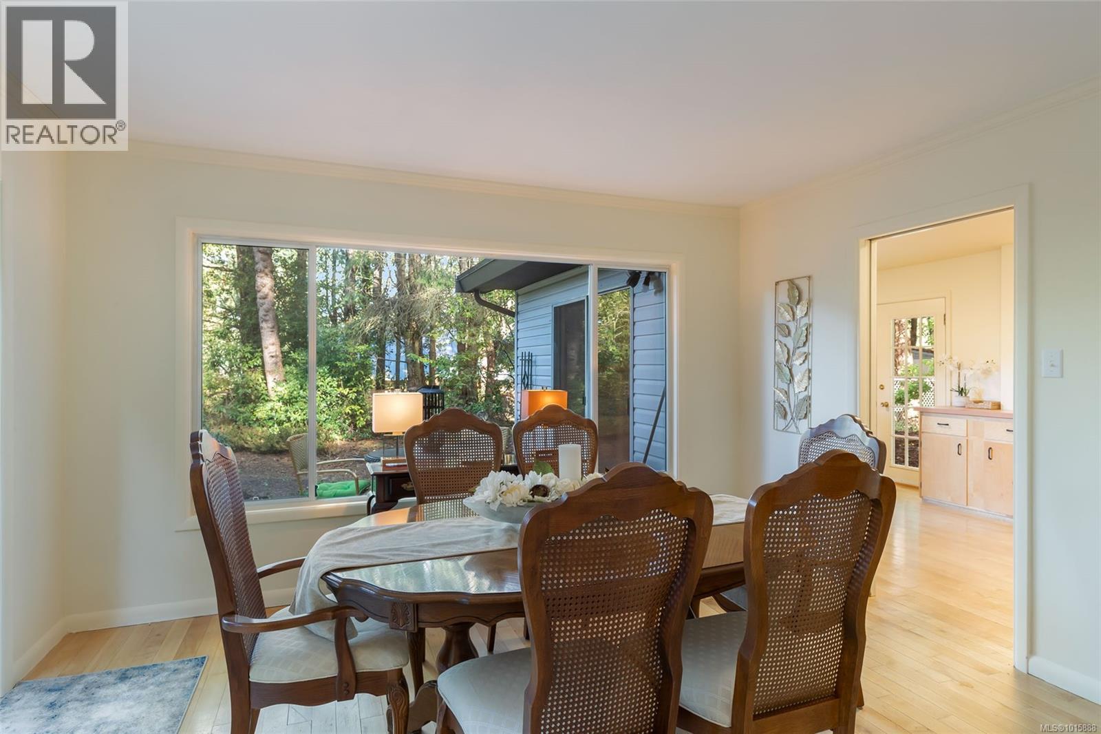 503 Quatna Rd, Qualicum Beach, British Columbia  V9K 1B4 - Photo 8 - 1015888