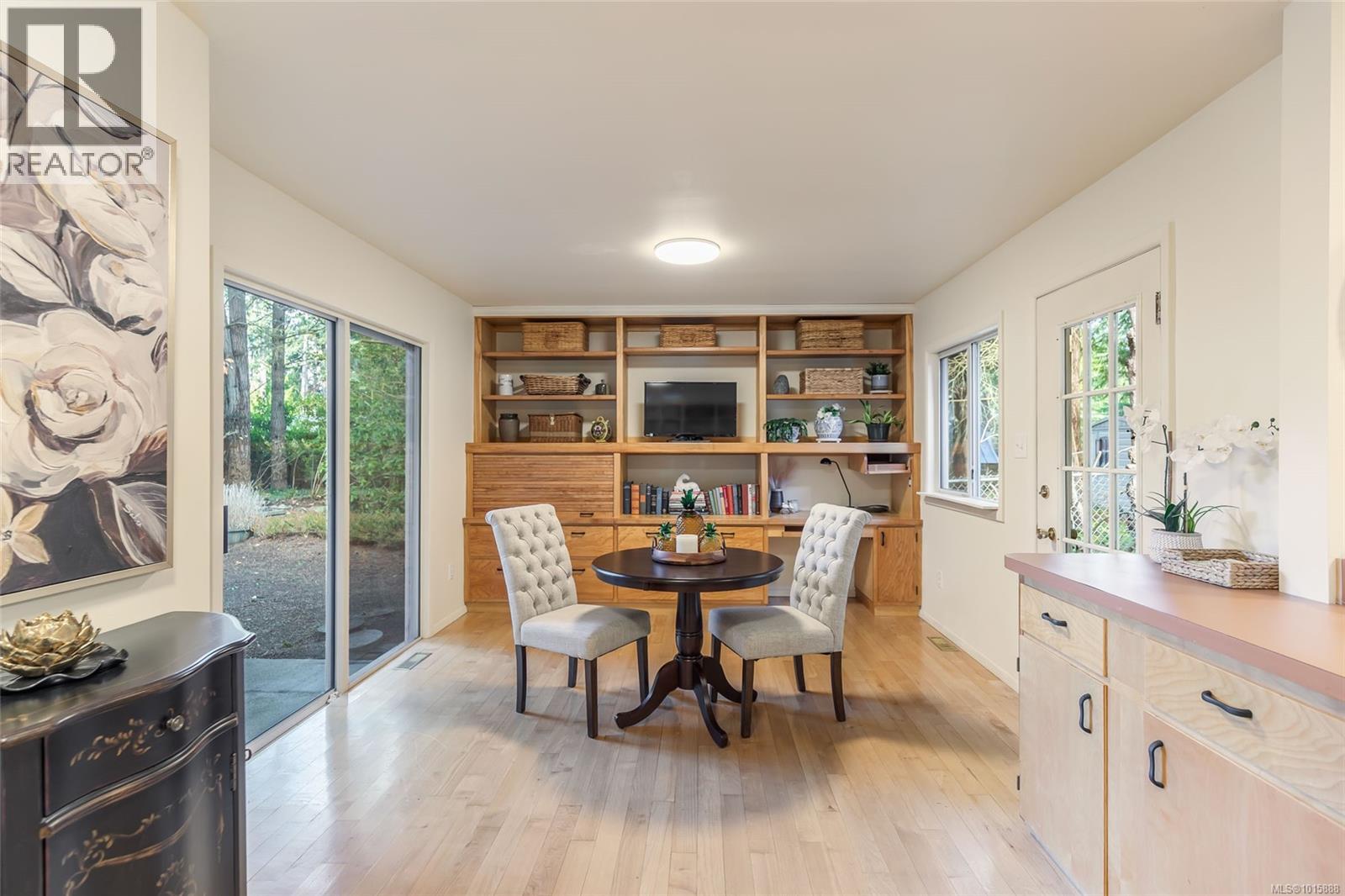 503 Quatna Rd, Qualicum Beach, British Columbia  V9K 1B4 - Photo 11 - 1015888