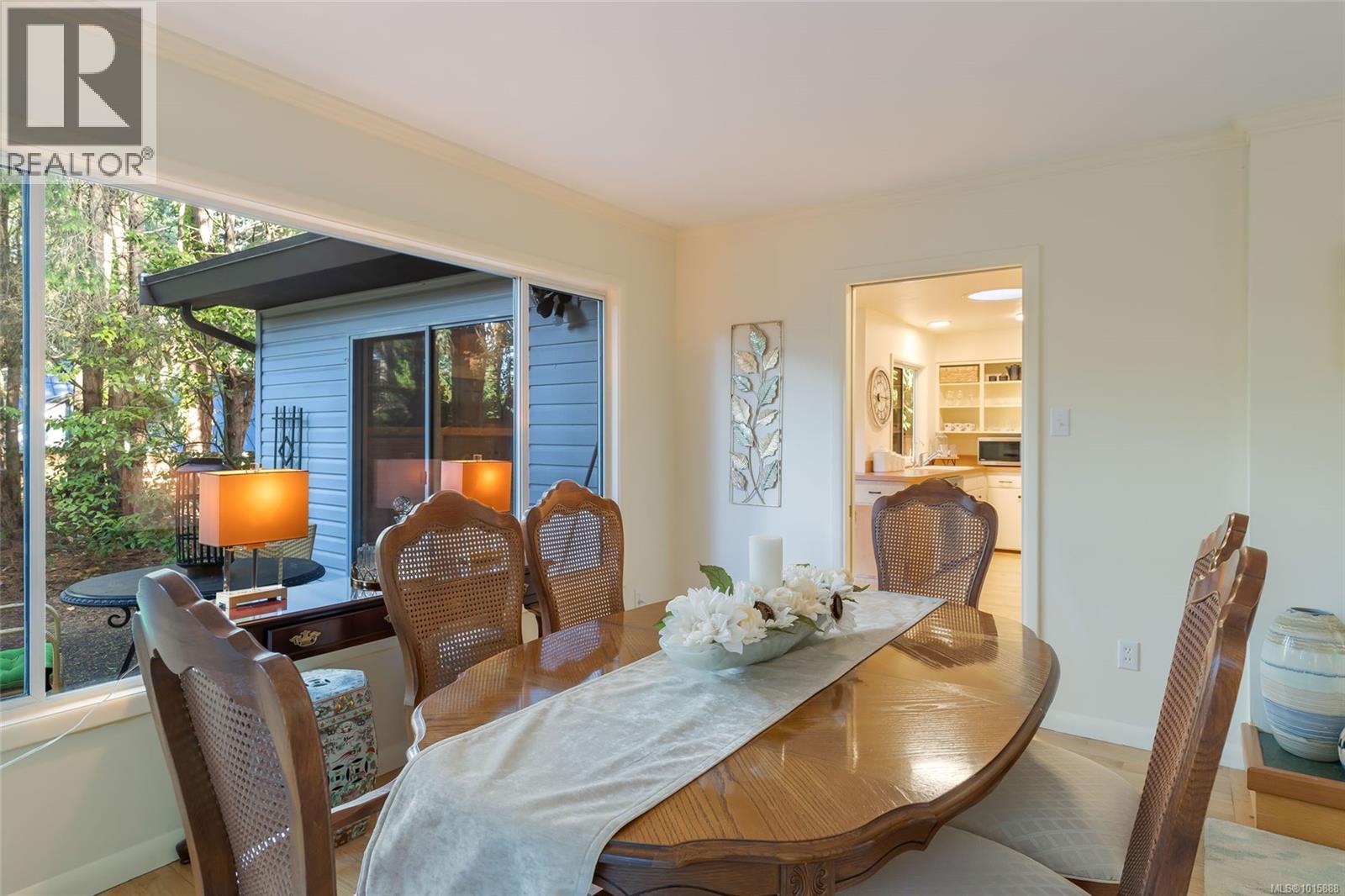 503 Quatna Rd, Qualicum Beach, British Columbia  V9K 1B4 - Photo 9 - 1015888