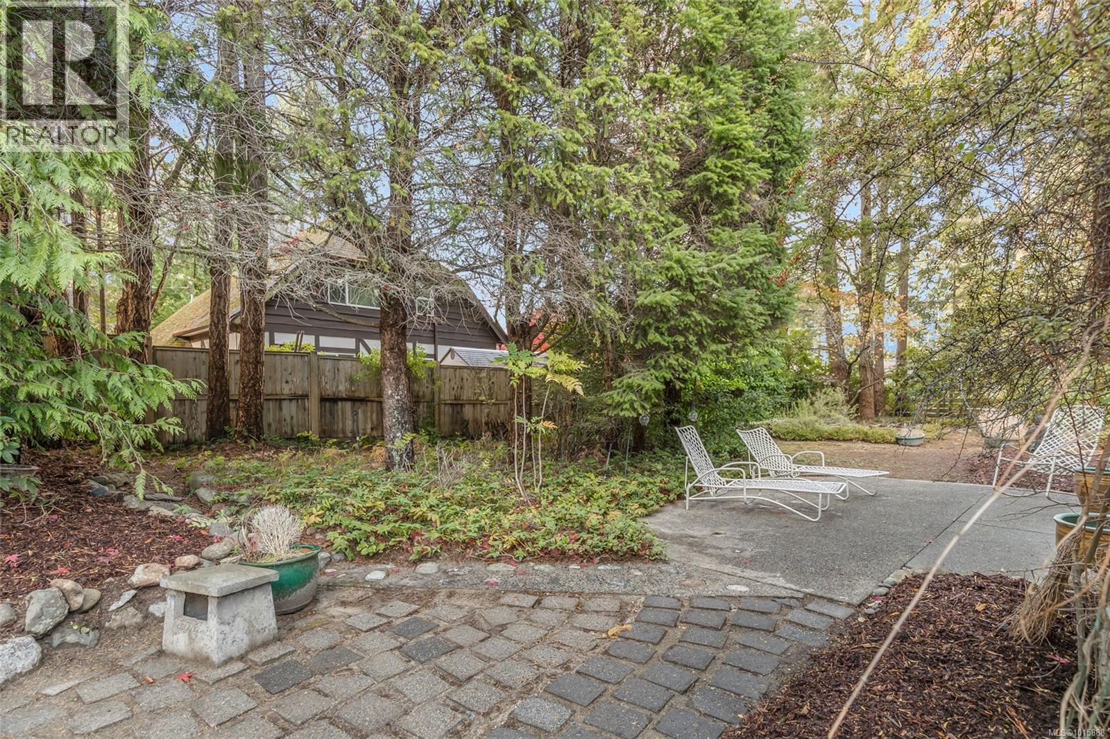 503 Quatna Rd, Qualicum Beach, British Columbia  V9K 1B4 - Photo 42 - 1015888