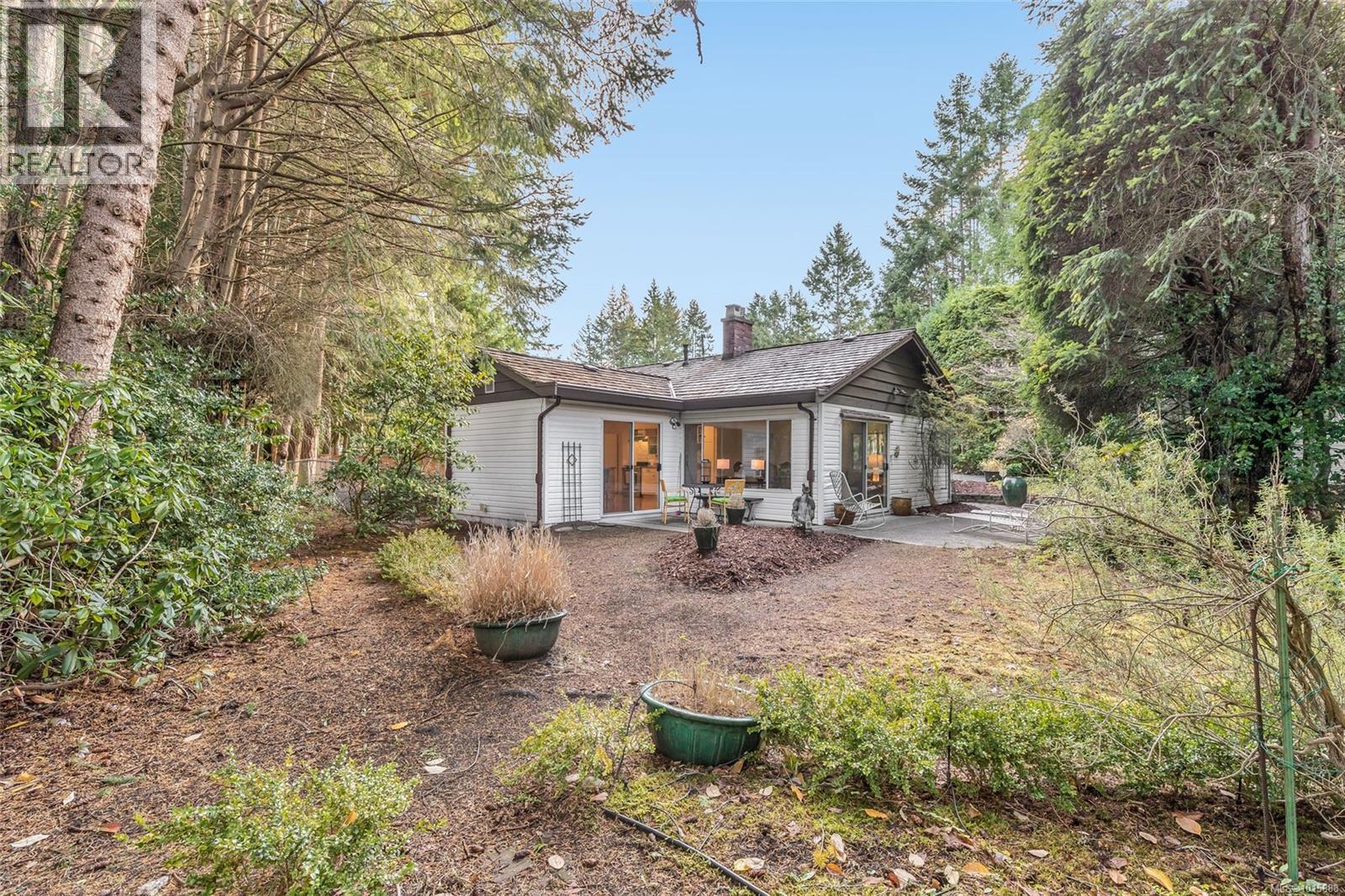 503 Quatna Rd, Qualicum Beach, British Columbia  V9K 1B4 - Photo 44 - 1015888