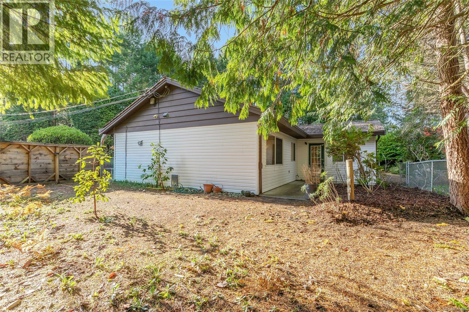 503 Quatna Rd, Qualicum Beach, British Columbia  V9K 1B4 - Photo 45 - 1015888