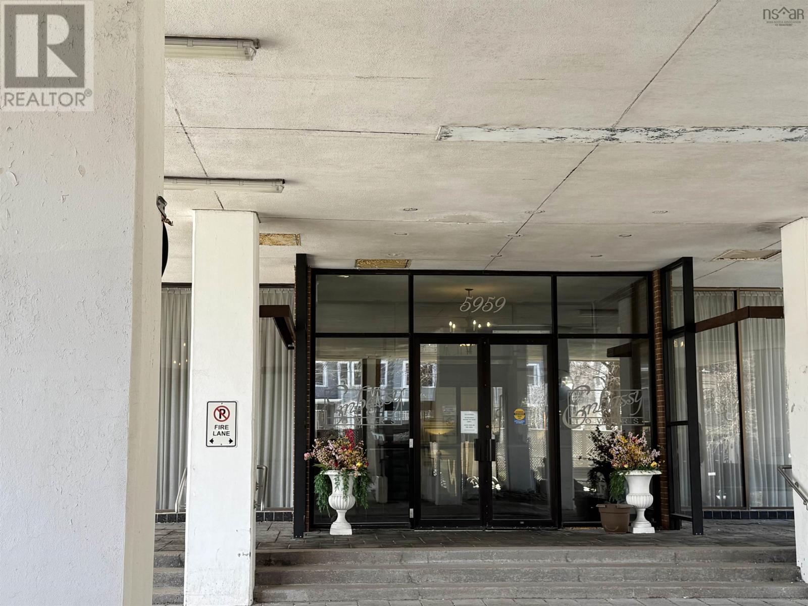 Property at 1602 5959 Spring Garden Road image 2