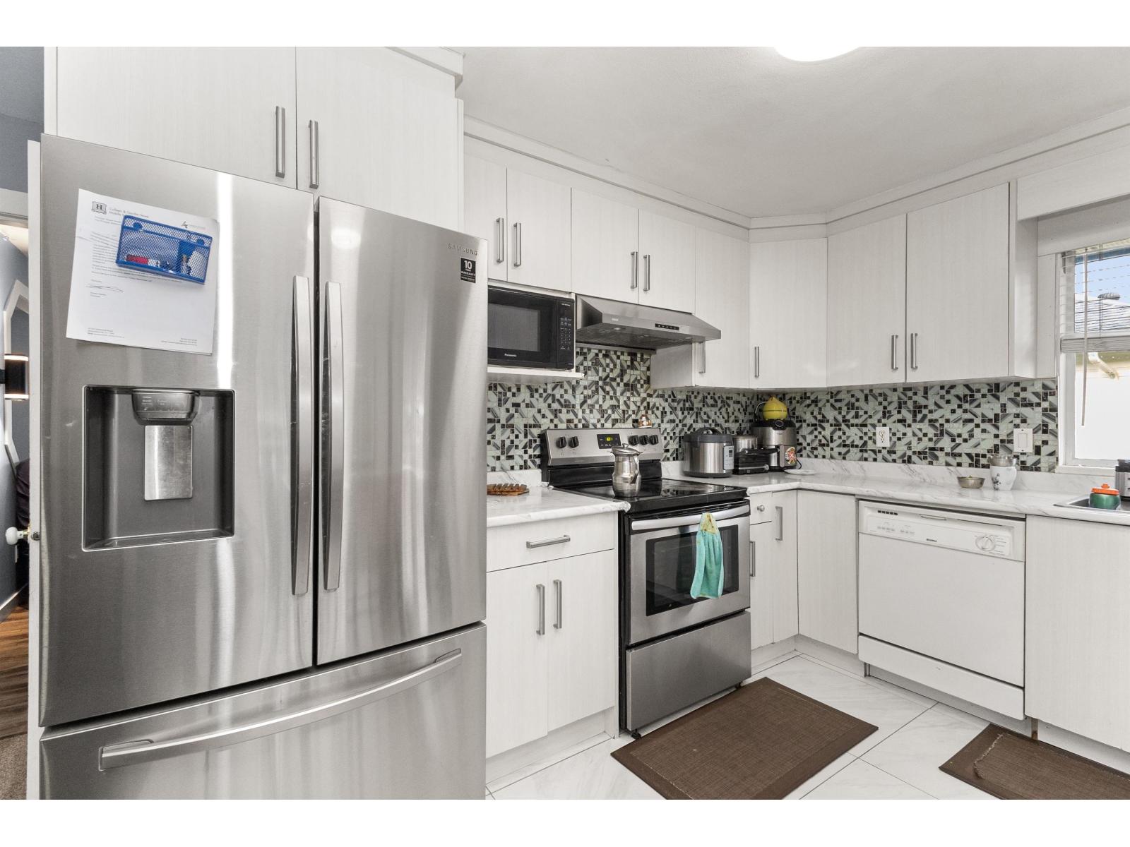 31362 Mcconachie Place, Abbotsford, British Columbia  V2T 5G6 - Photo 11 - R3064160