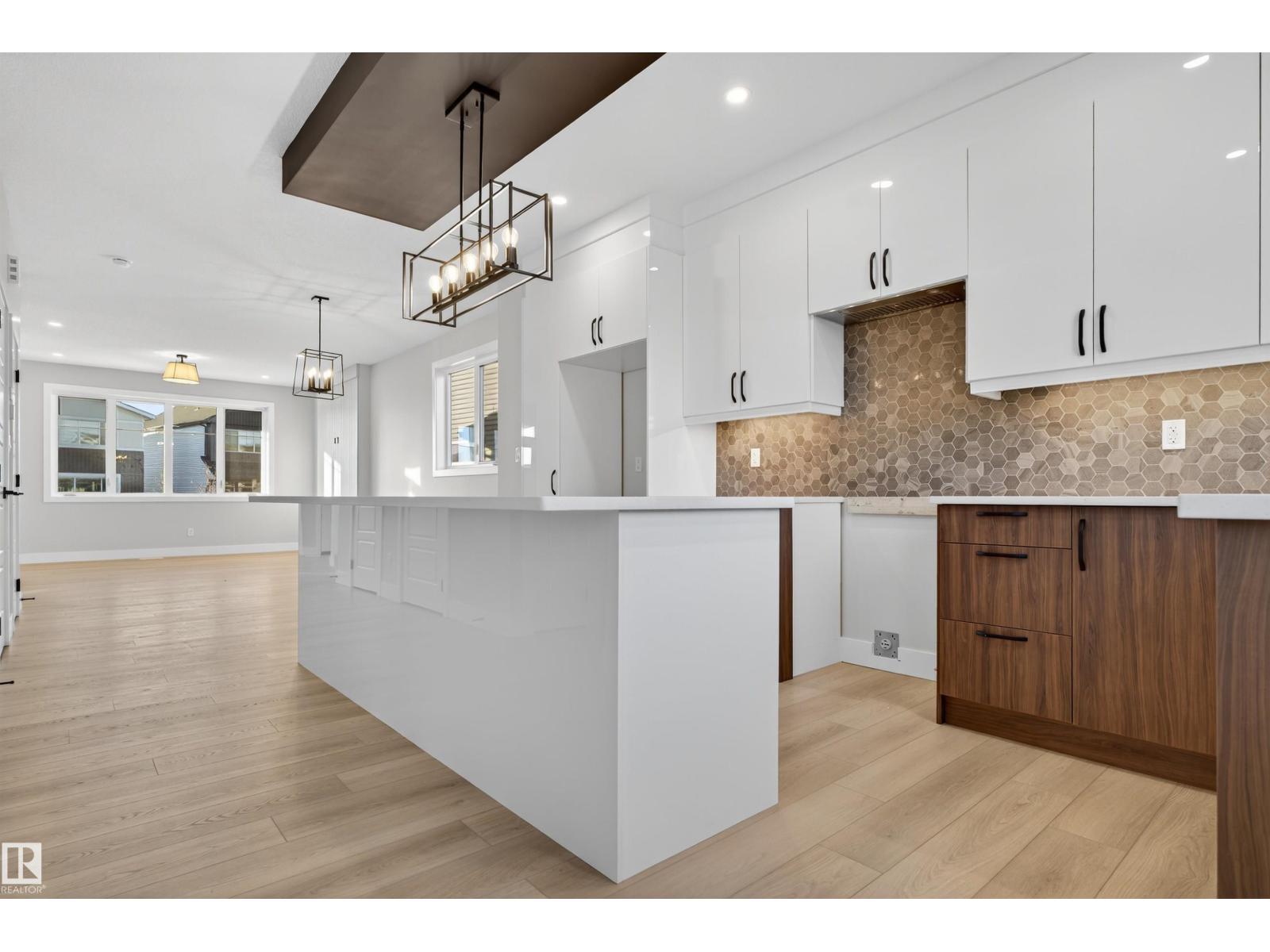 30 Raspberry Rd, St. Albert, Alberta  T8N 8A3 - Photo 4 - E4453598