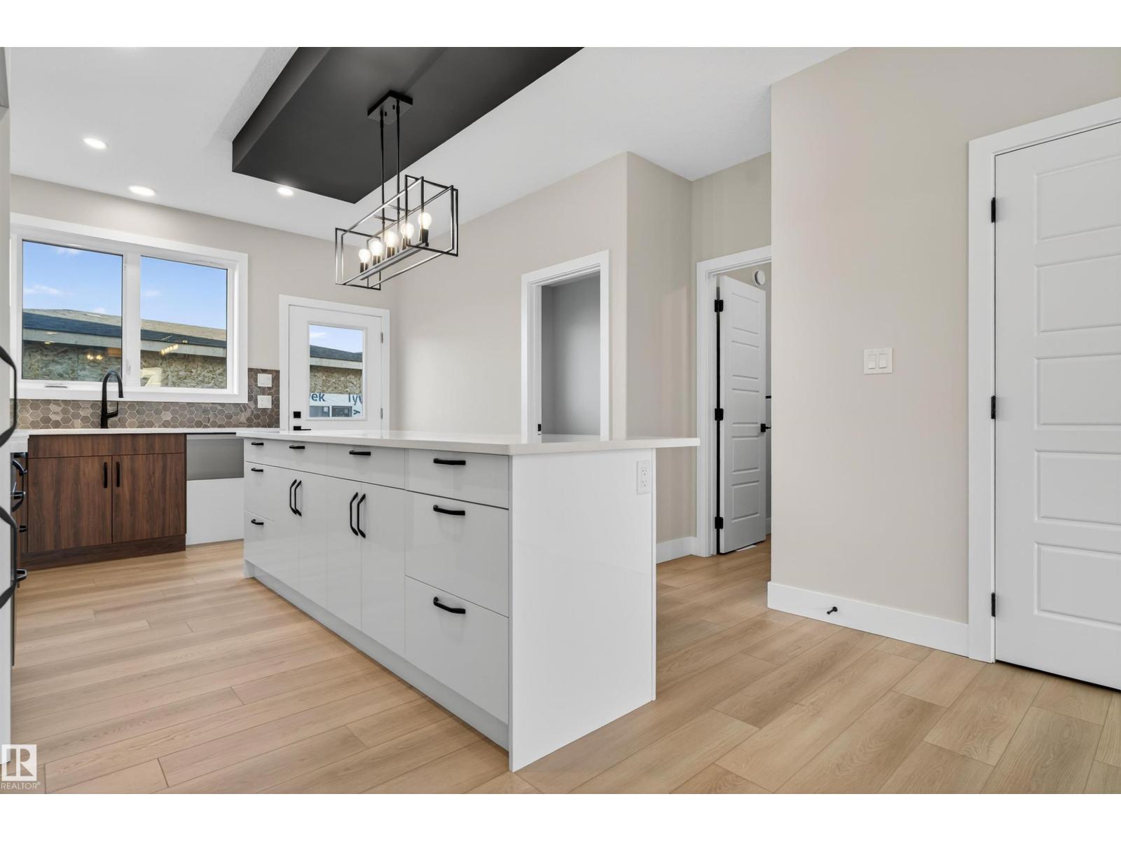 30 Raspberry Rd, St. Albert, Alberta  T8N 8A3 - Photo 5 - E4453598