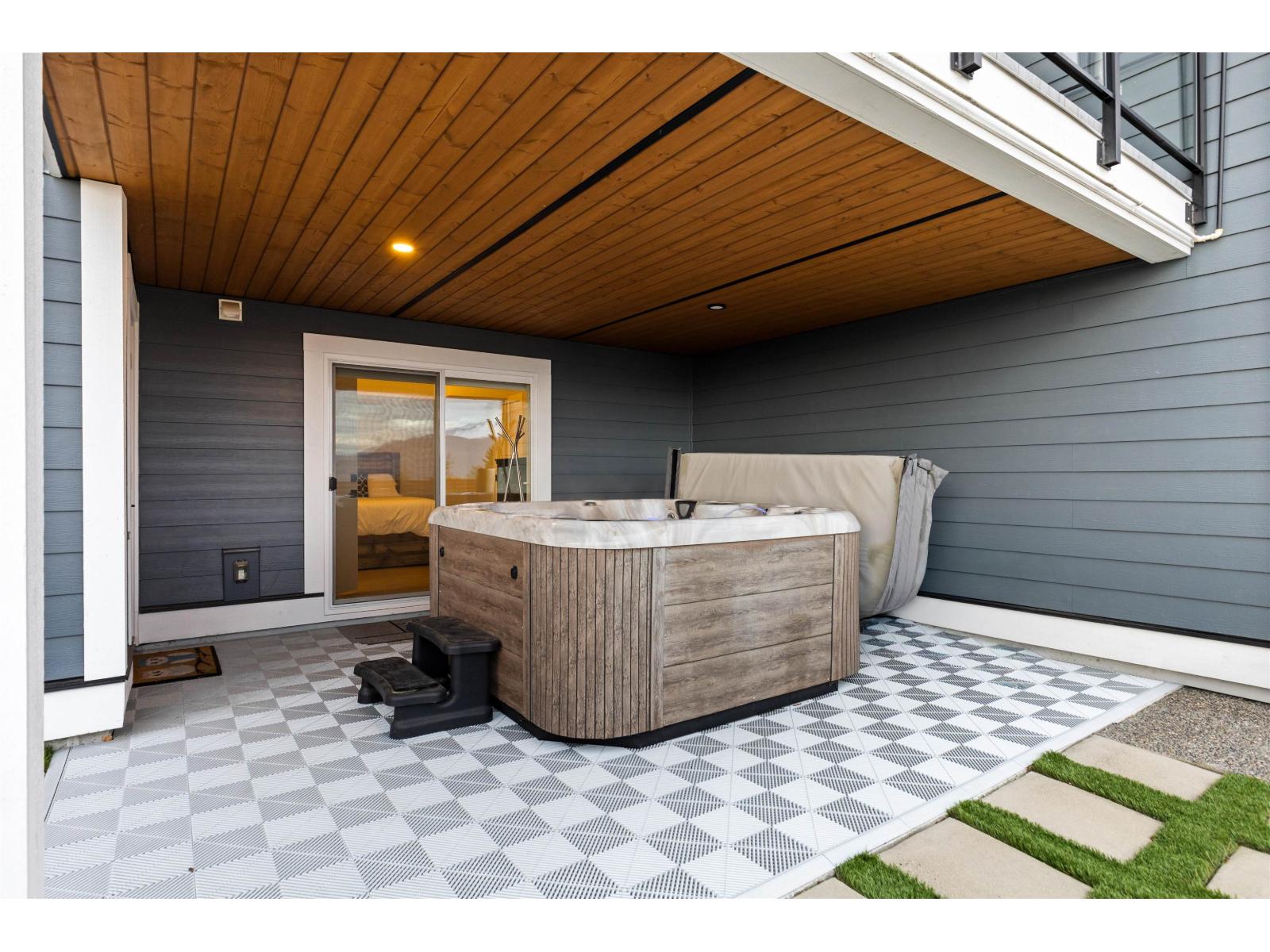 36460 Epworth Court, Abbotsford, British Columbia  V3G 0B2 - Photo 34 - R3063349