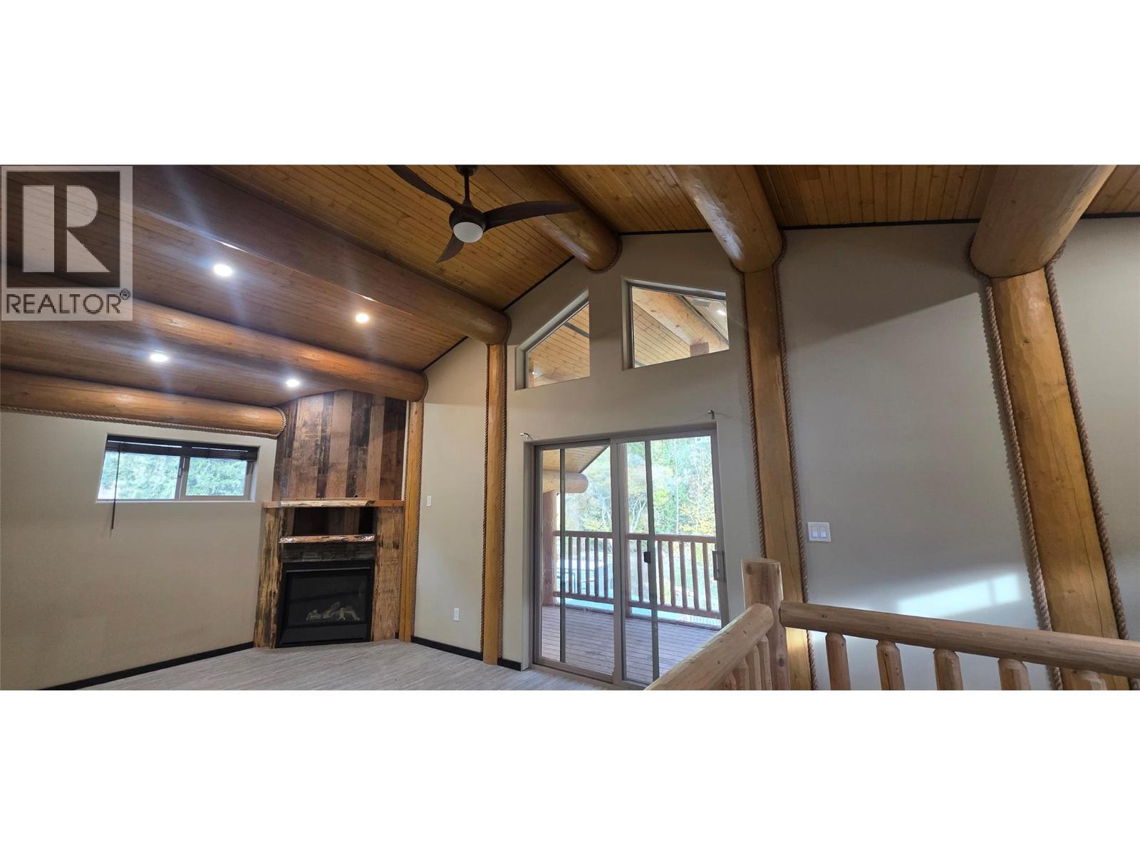 853 Cawston Avenue, Hedley, British Columbia  V0X 1K0 - Photo 10 - 10365102