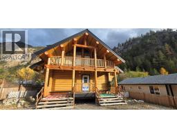 853 Cawston Avenue, hedley, British Columbia