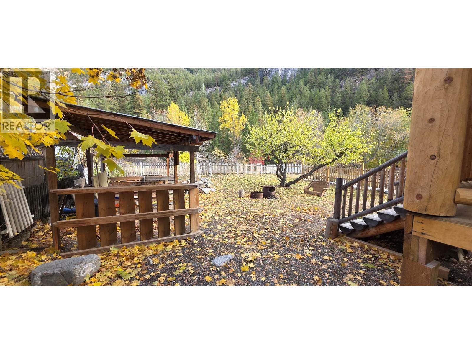 853 Cawston Avenue, Hedley, British Columbia  V0X 1K0 - Photo 12 - 10365102