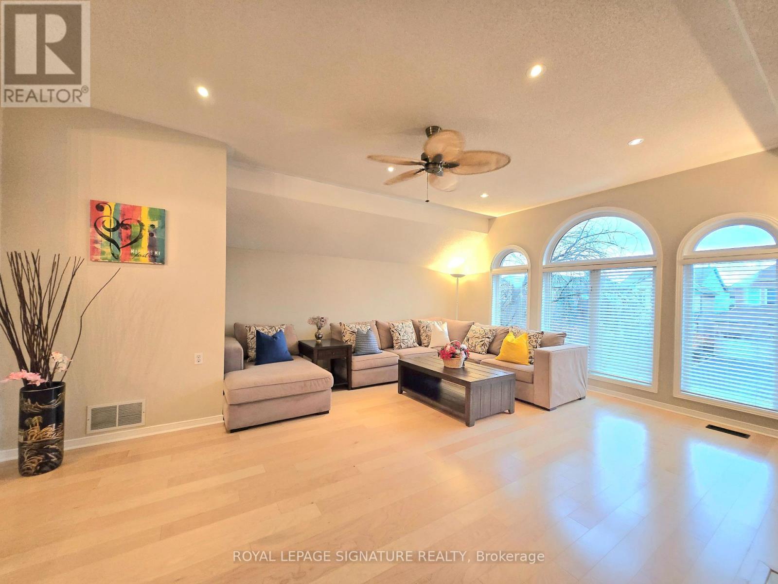 2547 Raglan Court, Mississauga, Ontario  L5M 5L5 - Photo 41 - W12507040