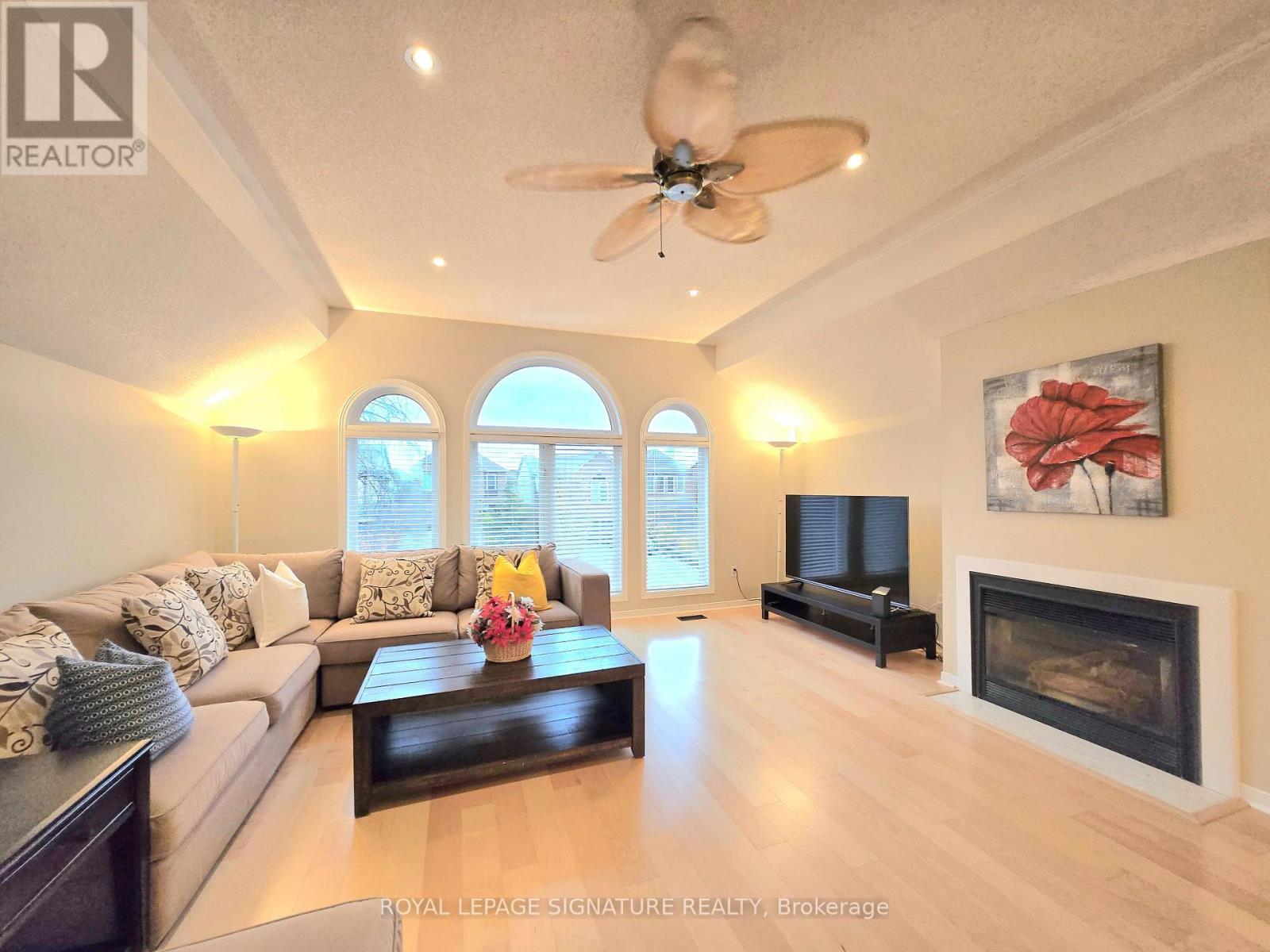 2547 Raglan Court, Mississauga, Ontario  L5M 5L5 - Photo 44 - W12507040