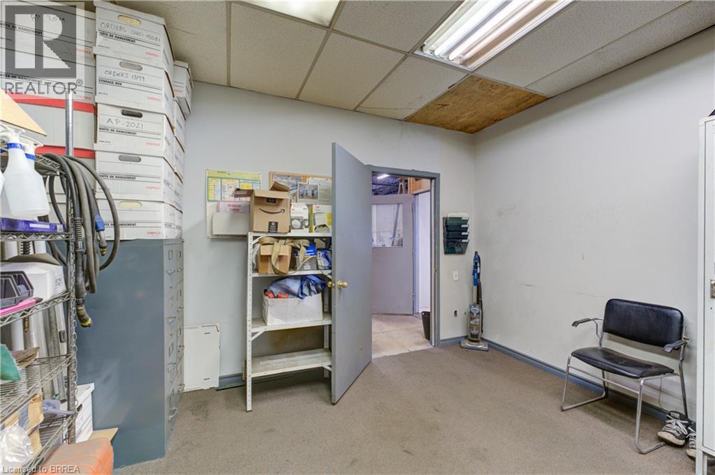 84 Copernicus Boulevard Unit# 2, Brantford, Ontario N3P 1K5 - Photo 10 - 40784892