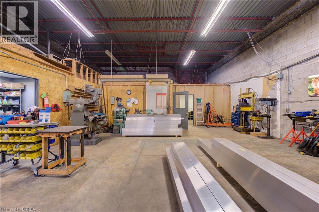 84 Copernicus Boulevard Unit# 2, Brantford, Ontario N3P 1K5 - Photo 13 - 40784892