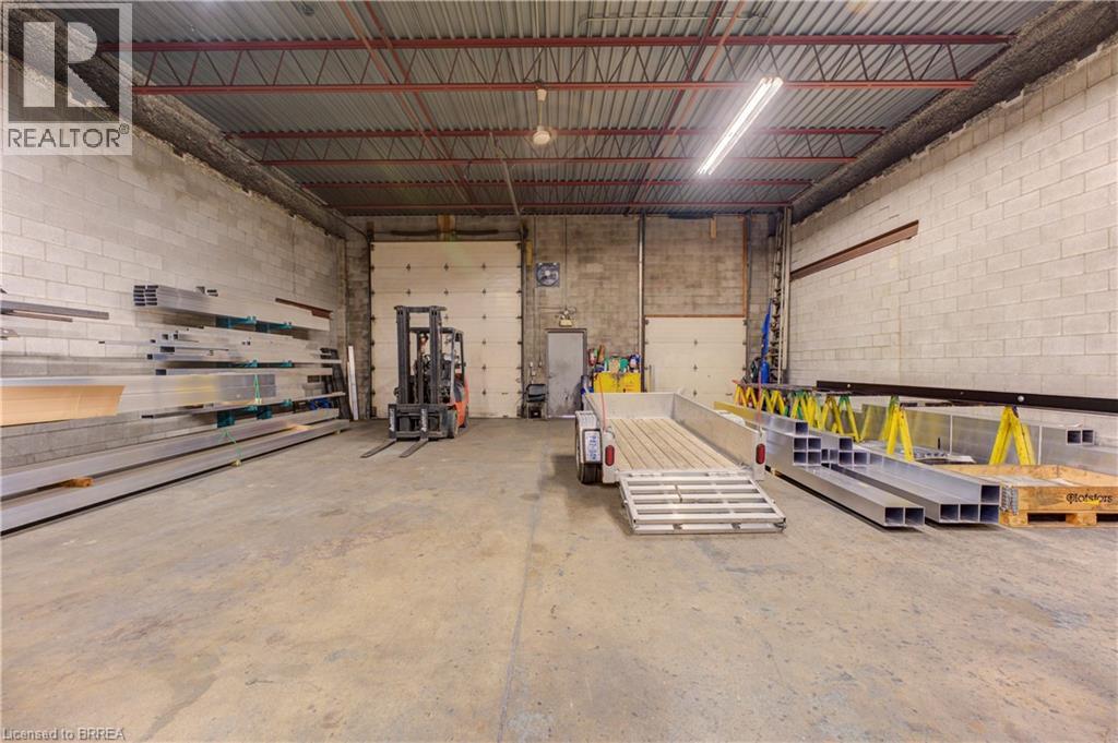 84 Copernicus Boulevard Unit# 2, Brantford, Ontario N3P 1K5 - Photo 18 - 40784892