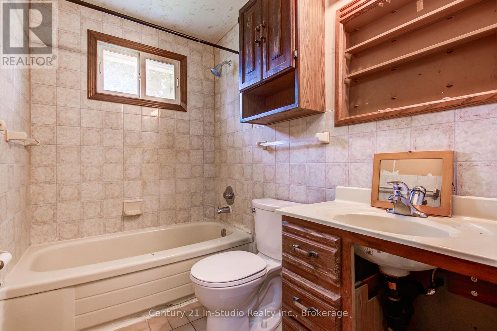 1116 Milne Drive, Kincardine, Ontario  N2Z 1X4 - Photo 18 - X12313700