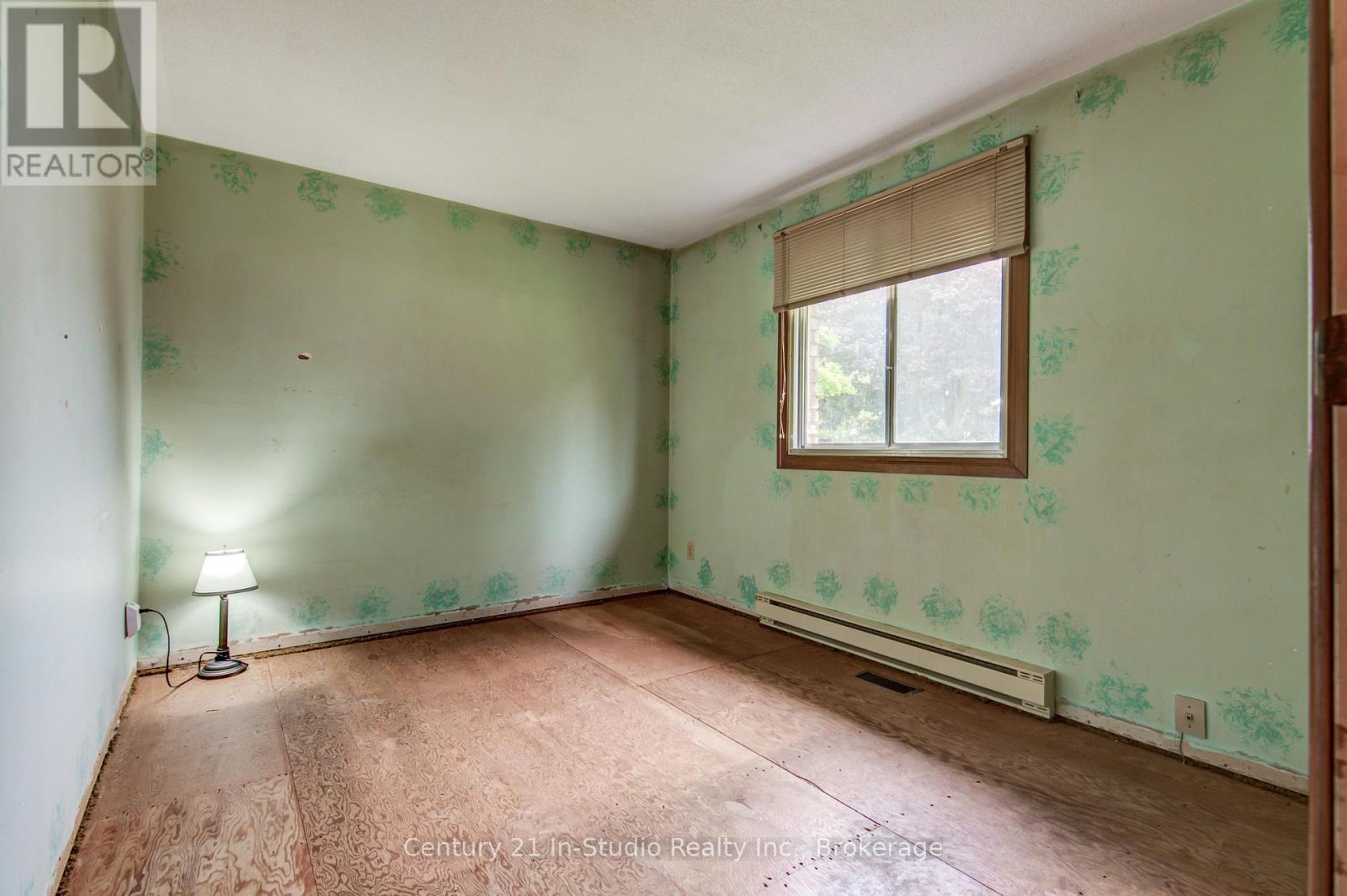 1116 Milne Drive, Kincardine, Ontario  N2Z 1X4 - Photo 24 - X12313700