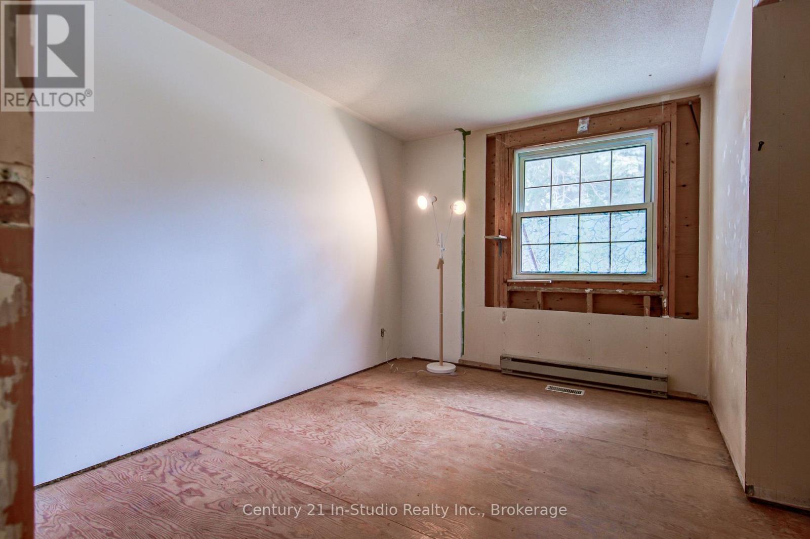 1116 Milne Drive, Kincardine, Ontario  N2Z 1X4 - Photo 26 - X12313700