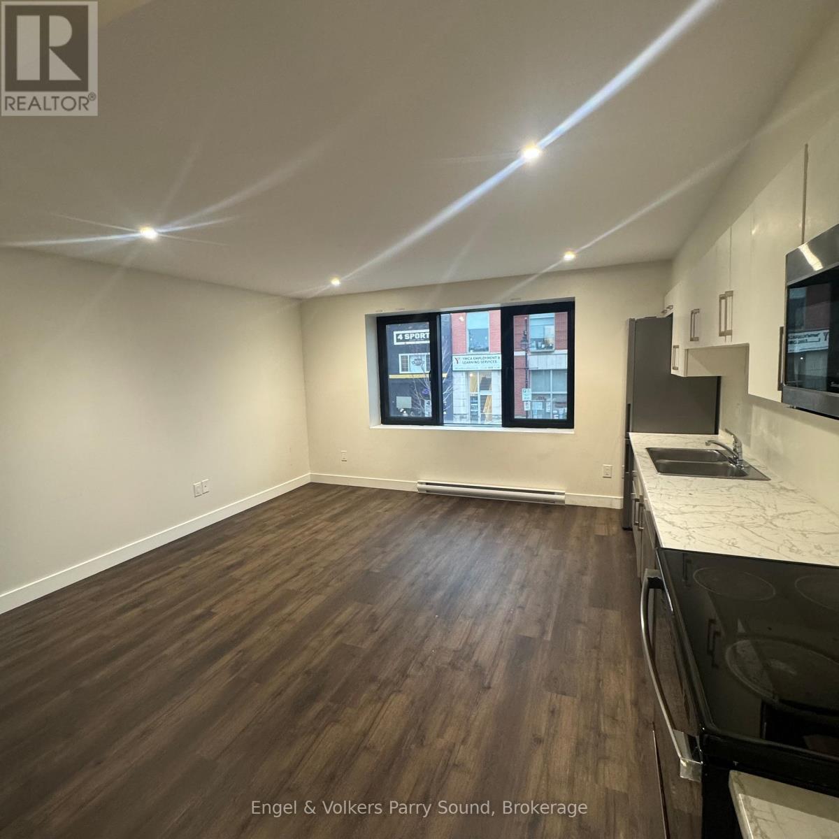 202 - 57 James Street, Parry Sound, Ontario P2A 1T5 - Photo 5 - X12512522