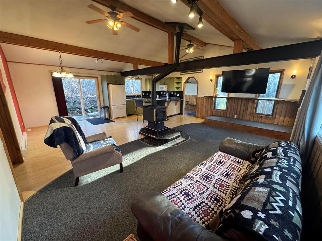 1 Penniac Bay Road, West Hawk Lake, Manitoba  R0E 0N0 - Photo 11 - 202528006