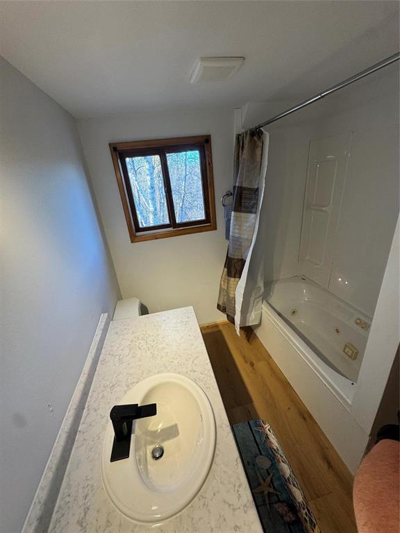 1 Penniac Bay Road, West Hawk Lake, Manitoba  R0E 0N0 - Photo 14 - 202528006