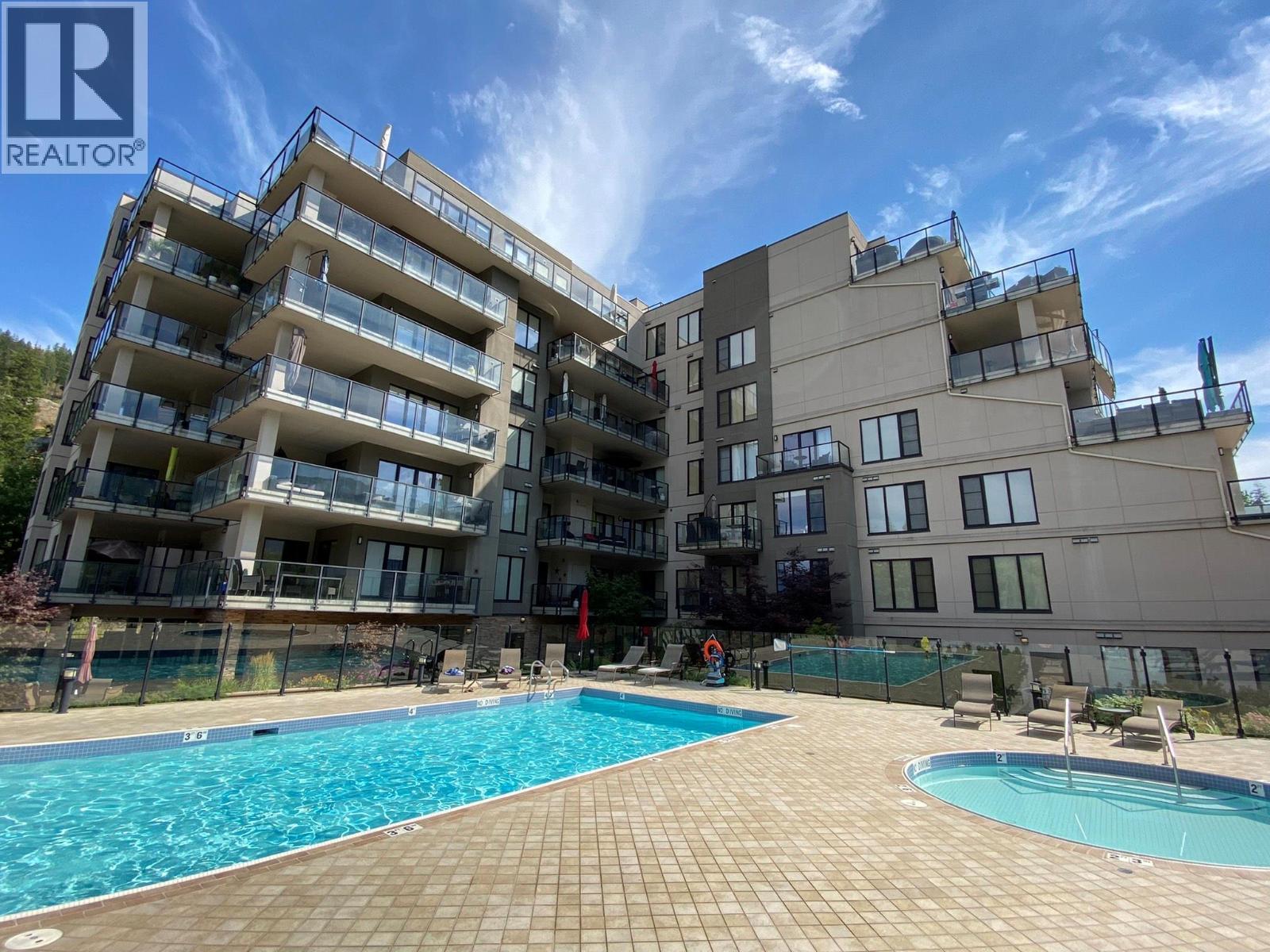 326 Mara Lake Lane Unit# 401, Sicamous, British Columbia