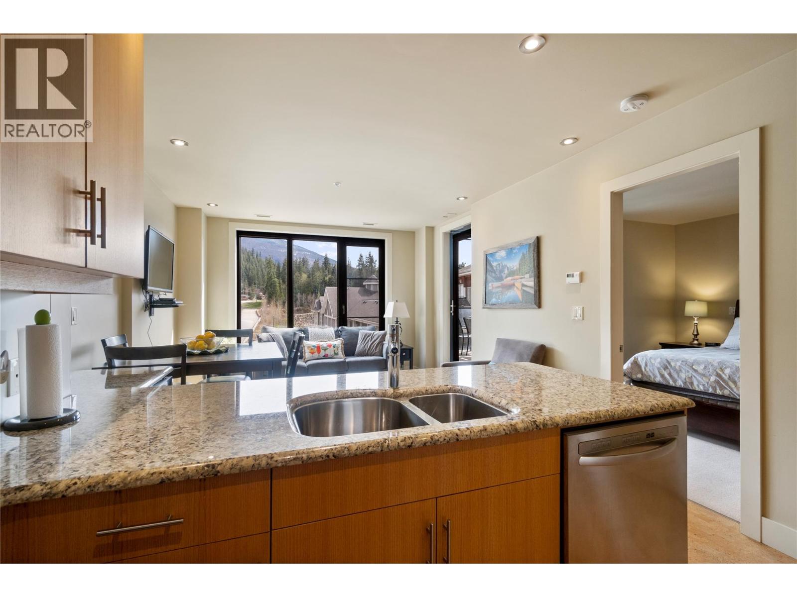 326 Mara Lake Lane Unit# 401, Sicamous, British Columbia  V0E 2V1 - Photo 27 - 10367660