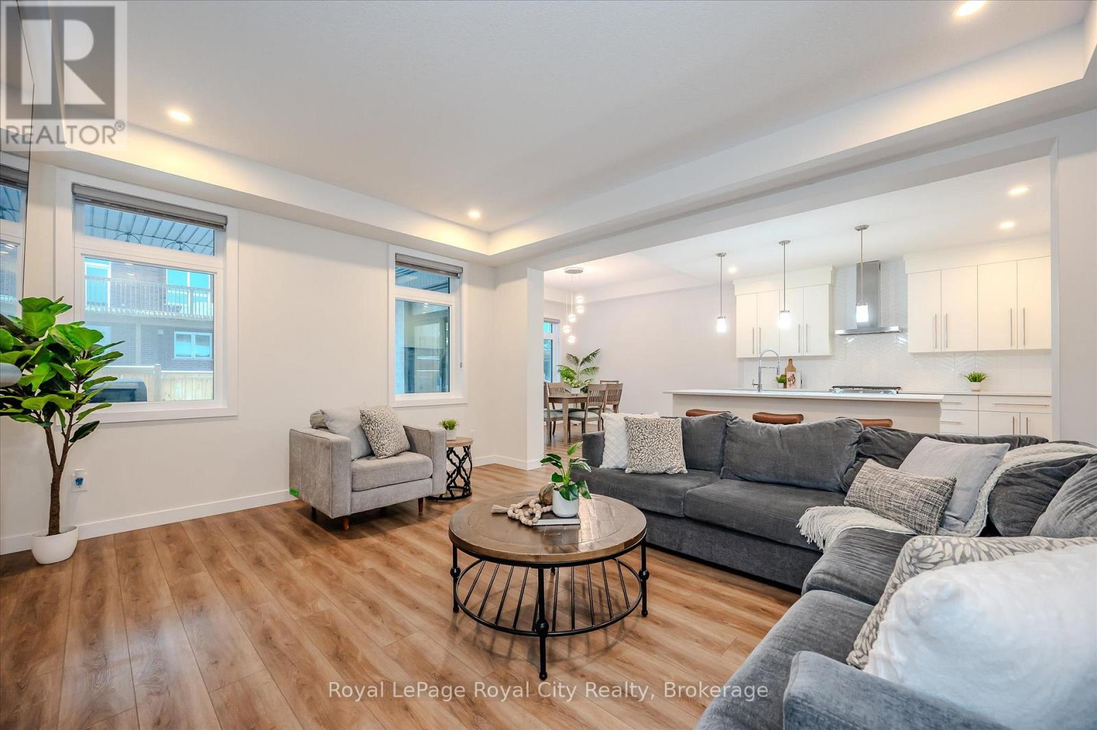 49 Ryder Avenue, Guelph (Kortright West), Ontario  N1G 0H1 - Photo 8 - X12514150