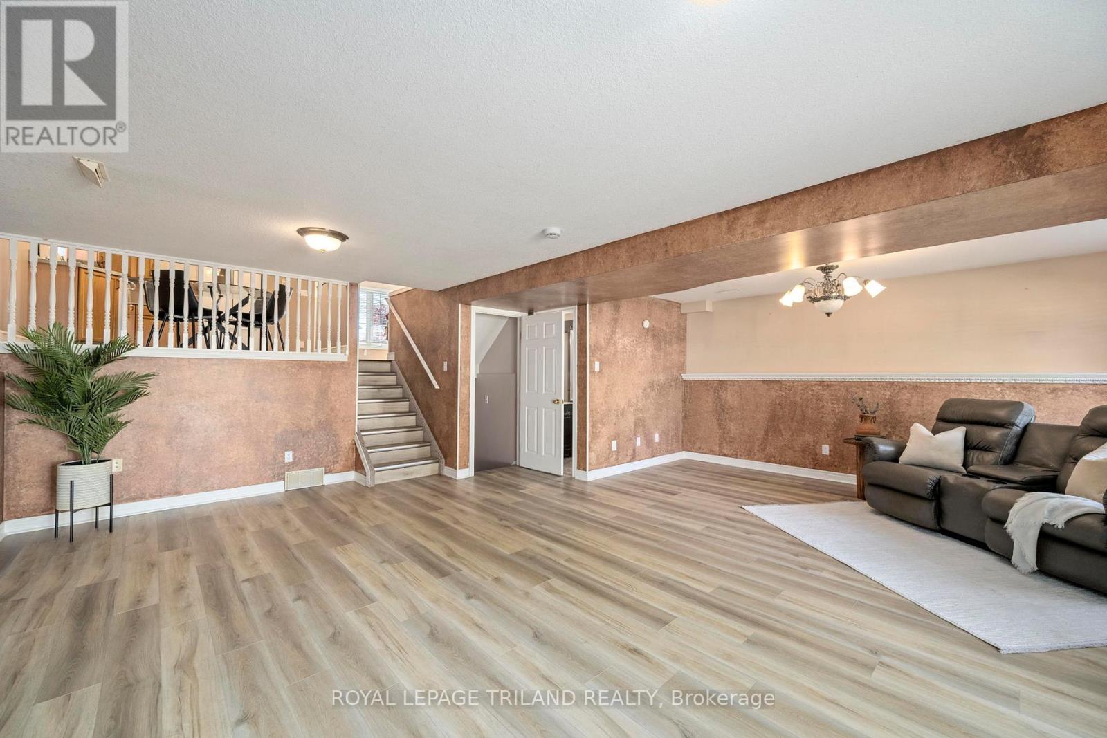 57 Axford Parkway, St. Thomas, Ontario  N5R 6E7 - Photo 24 - X12514052