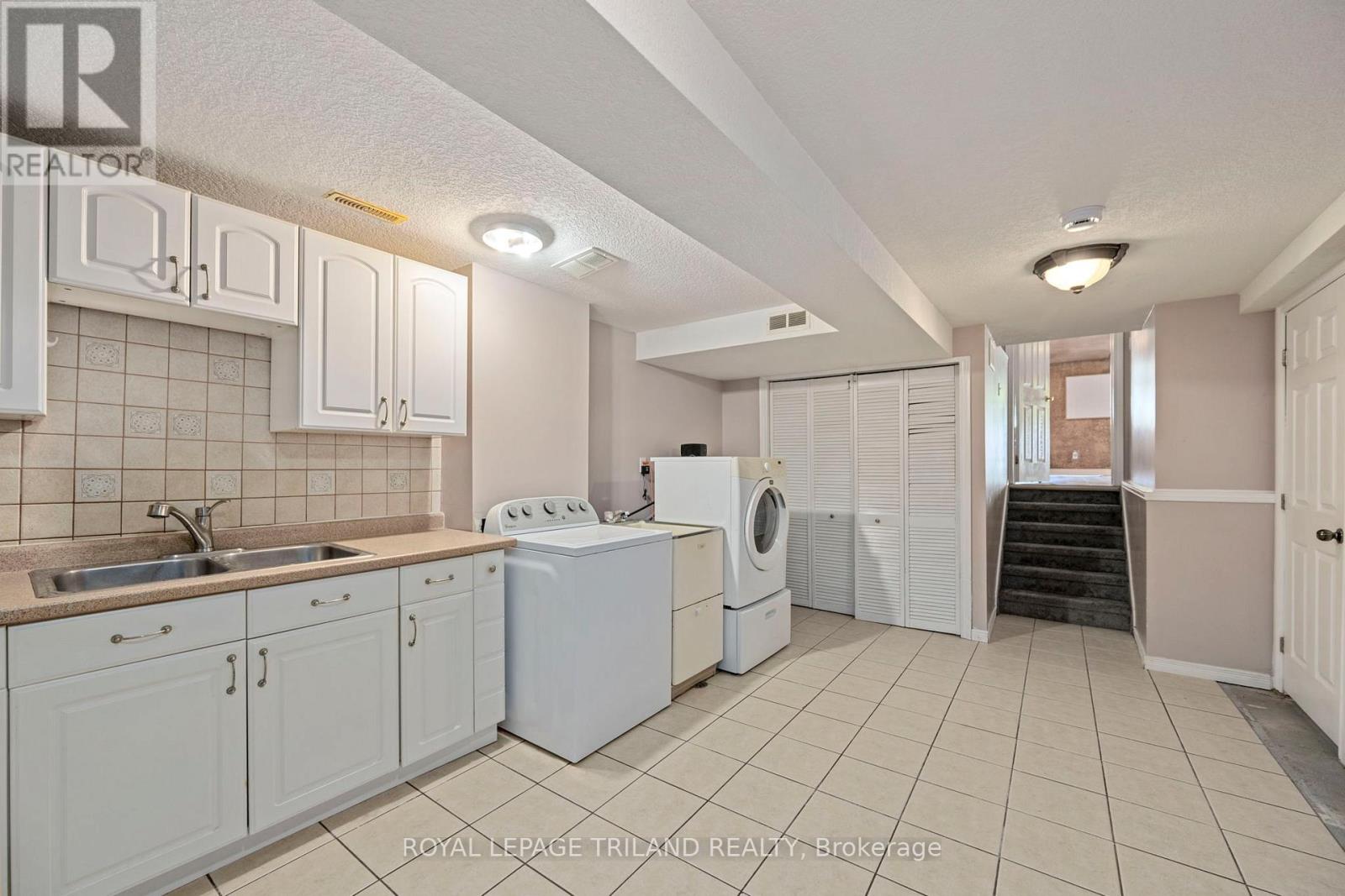 57 Axford Parkway, St. Thomas, Ontario  N5R 6E7 - Photo 28 - X12514052