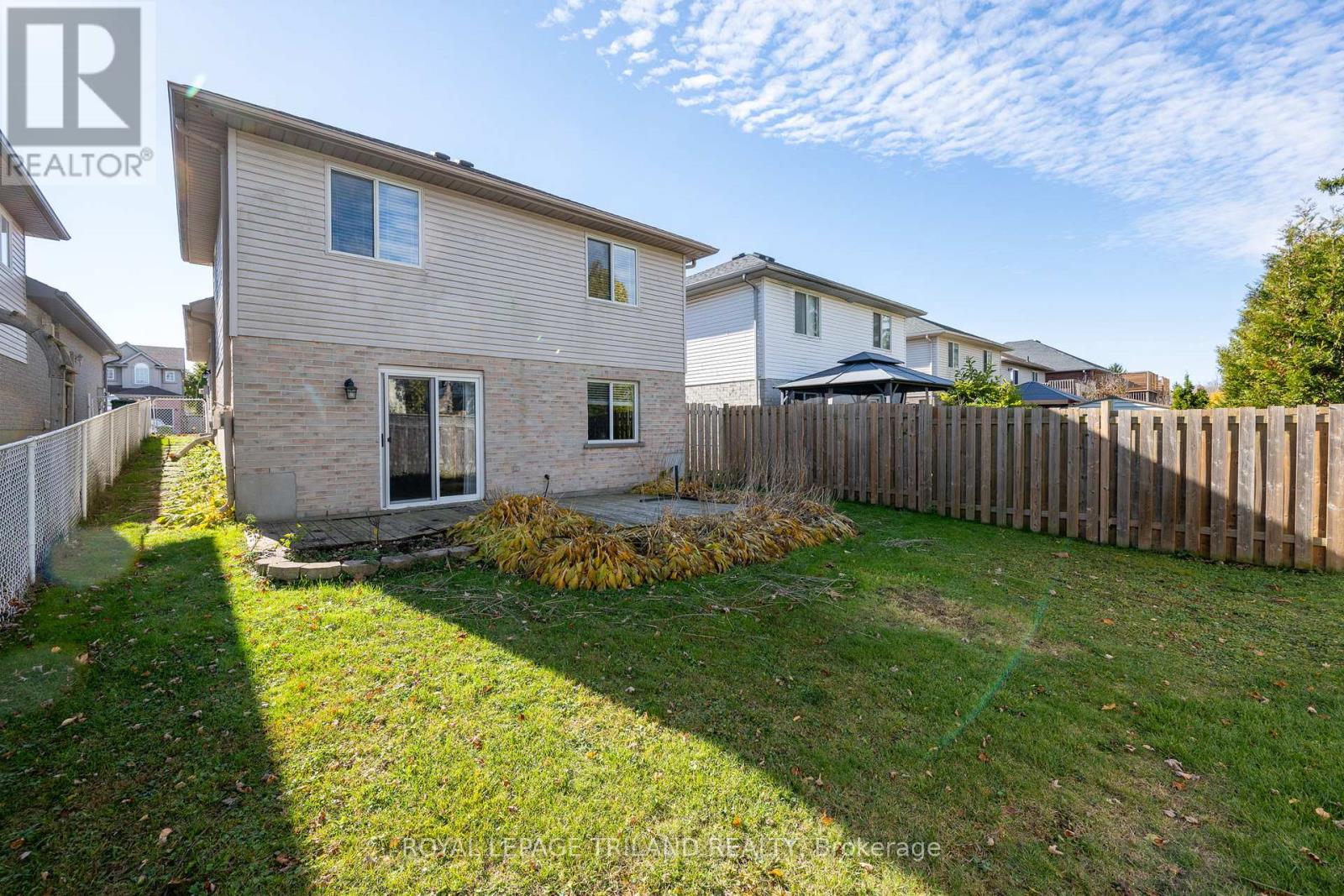 57 Axford Parkway, St. Thomas, Ontario  N5R 6E7 - Photo 33 - X12514052