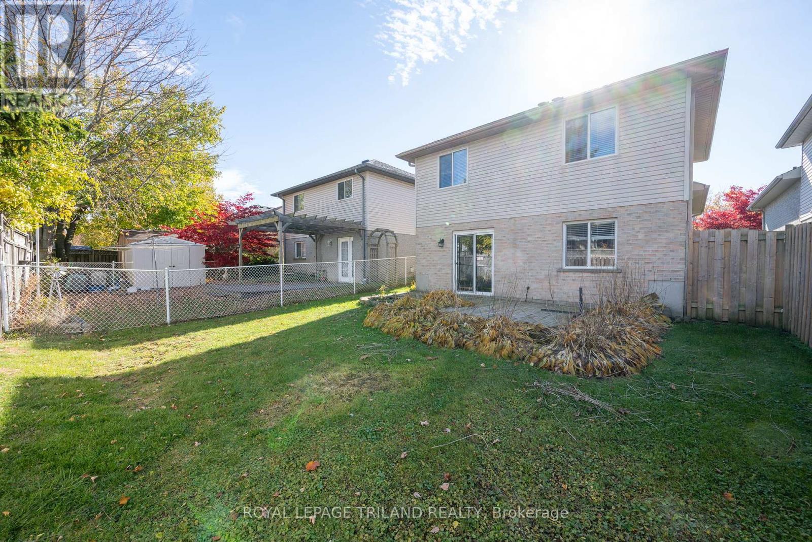 57 Axford Parkway, St. Thomas, Ontario  N5R 6E7 - Photo 34 - X12514052