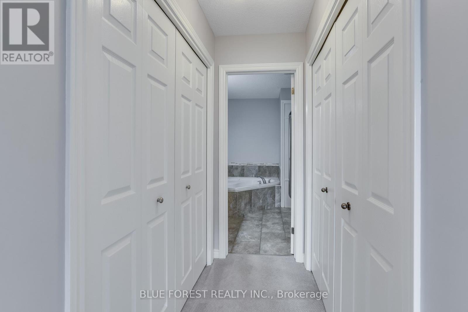 5 - 5 Foxhollow Drive, Thames Centre, Ontario  N0L 1G3 - Photo 19 - X12514096